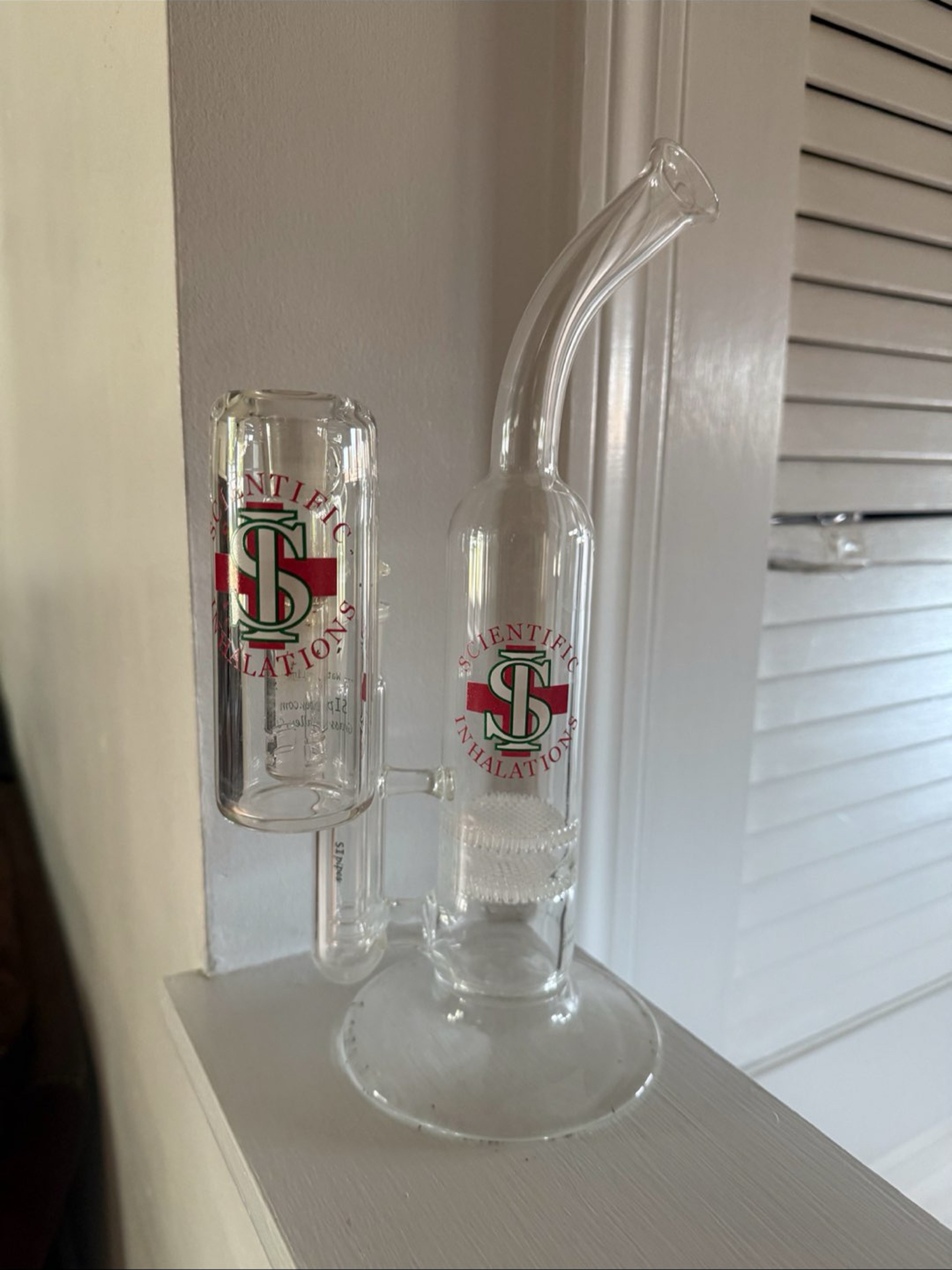 Preview pic of Scientific inhalation glass piece