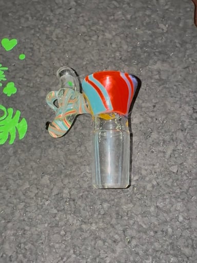 Preview pic of Dippy glass banana bowl