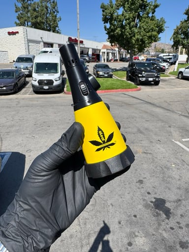 Preview pic of Aleaf yellow torch