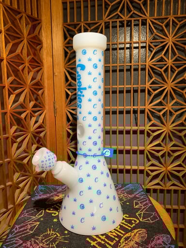 Preview pic of Cookies 14” Beaker