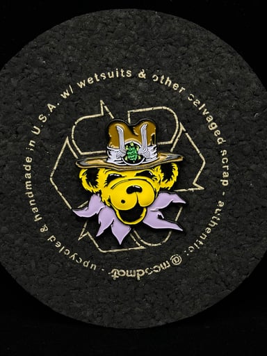 Preview pic of Grateful Dead Bear Pin by Aaron Brooks (abrooksart)