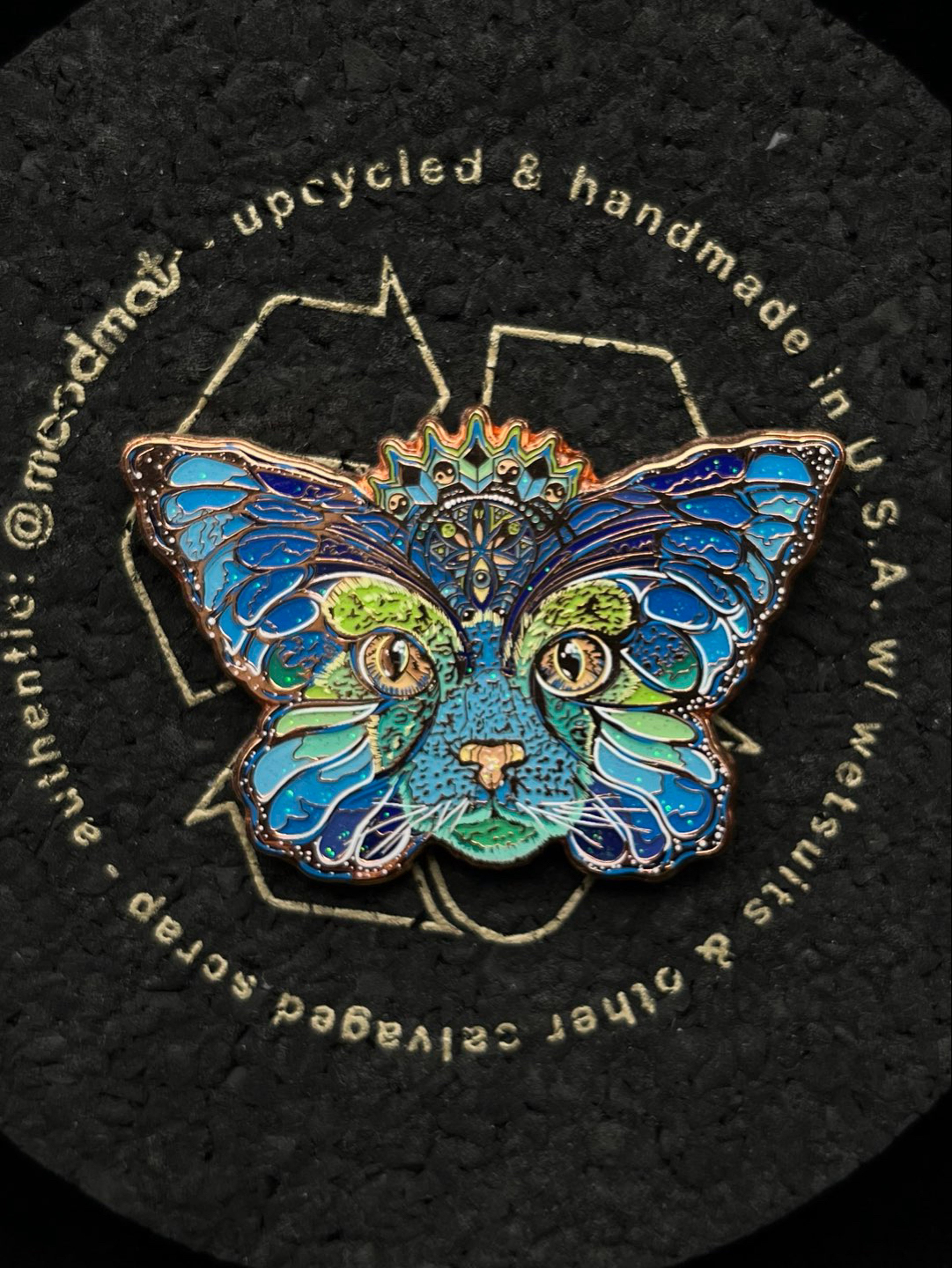 Preview pic of Space Catterfly Pin by Morphis Art