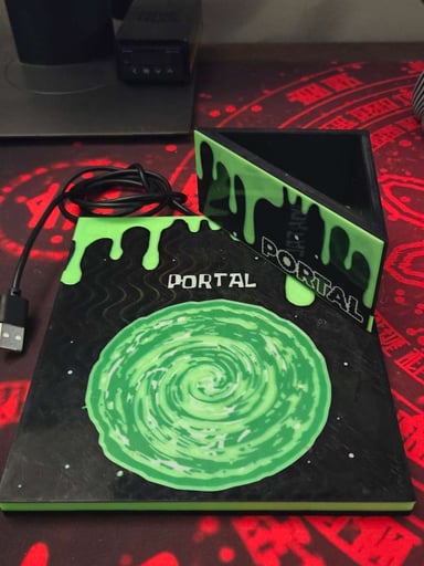 Preview pic of Dab Portal - Rick's Edition - Wireless charger