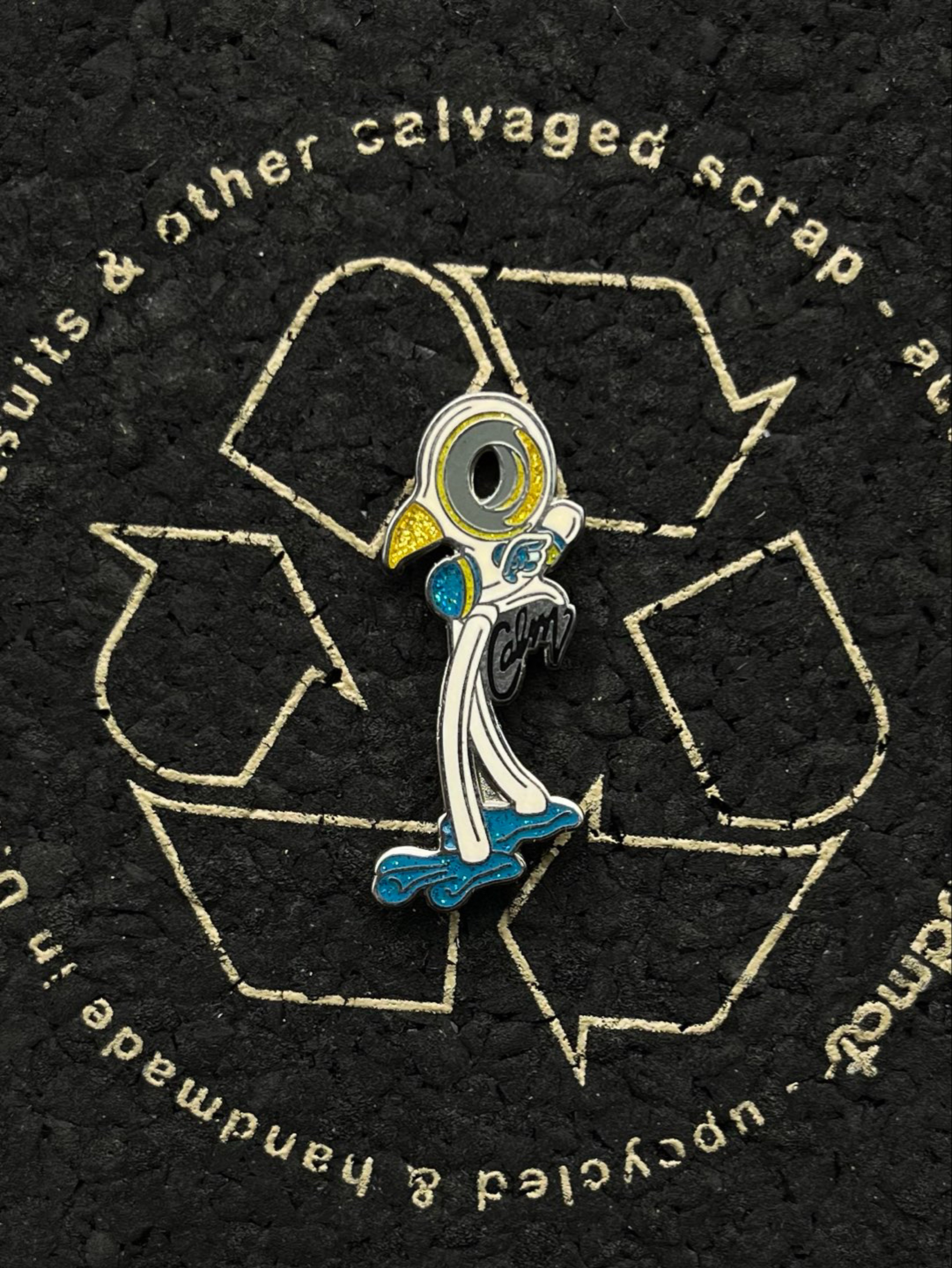 Preview pic of Calmbo Birdling Pin