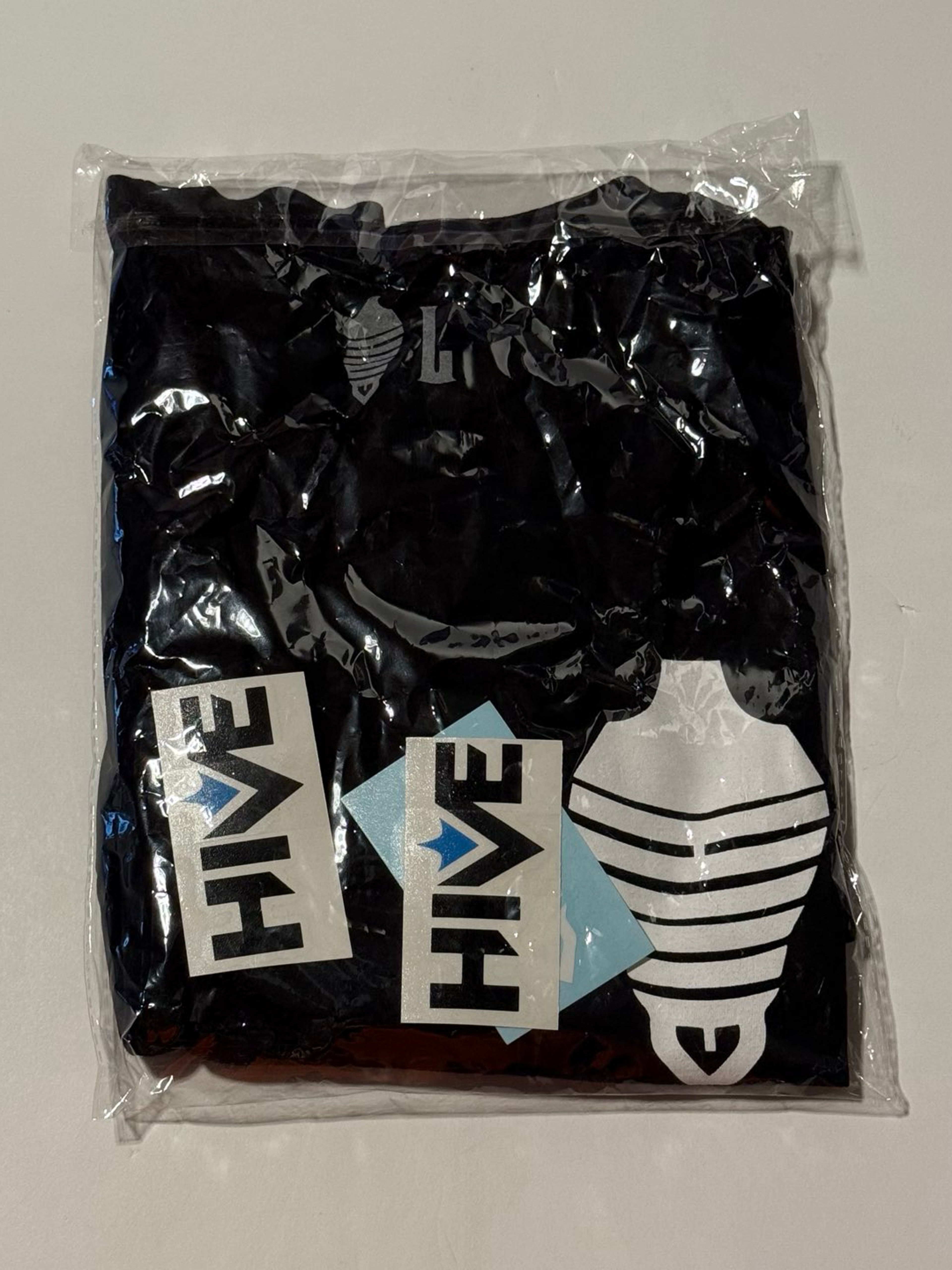 Hive Ceramics Large Black T-Shirt w/ Left Breast Logo image 0