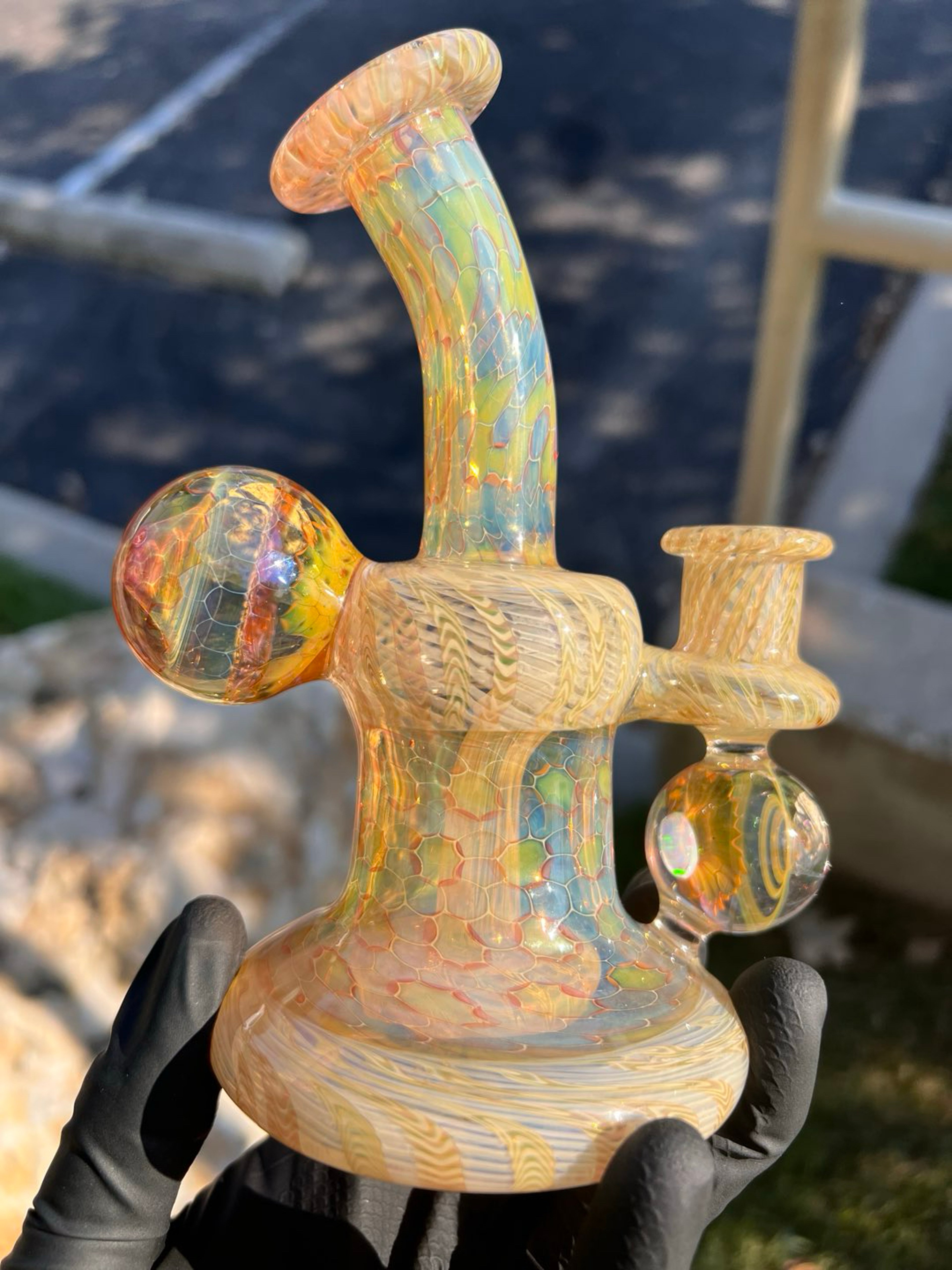 Preview pic of Jd maplesden X Pakuglass fumed rig