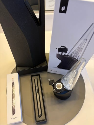 Preview pic of Barely used Puffco Peak Pro v2 Bundle