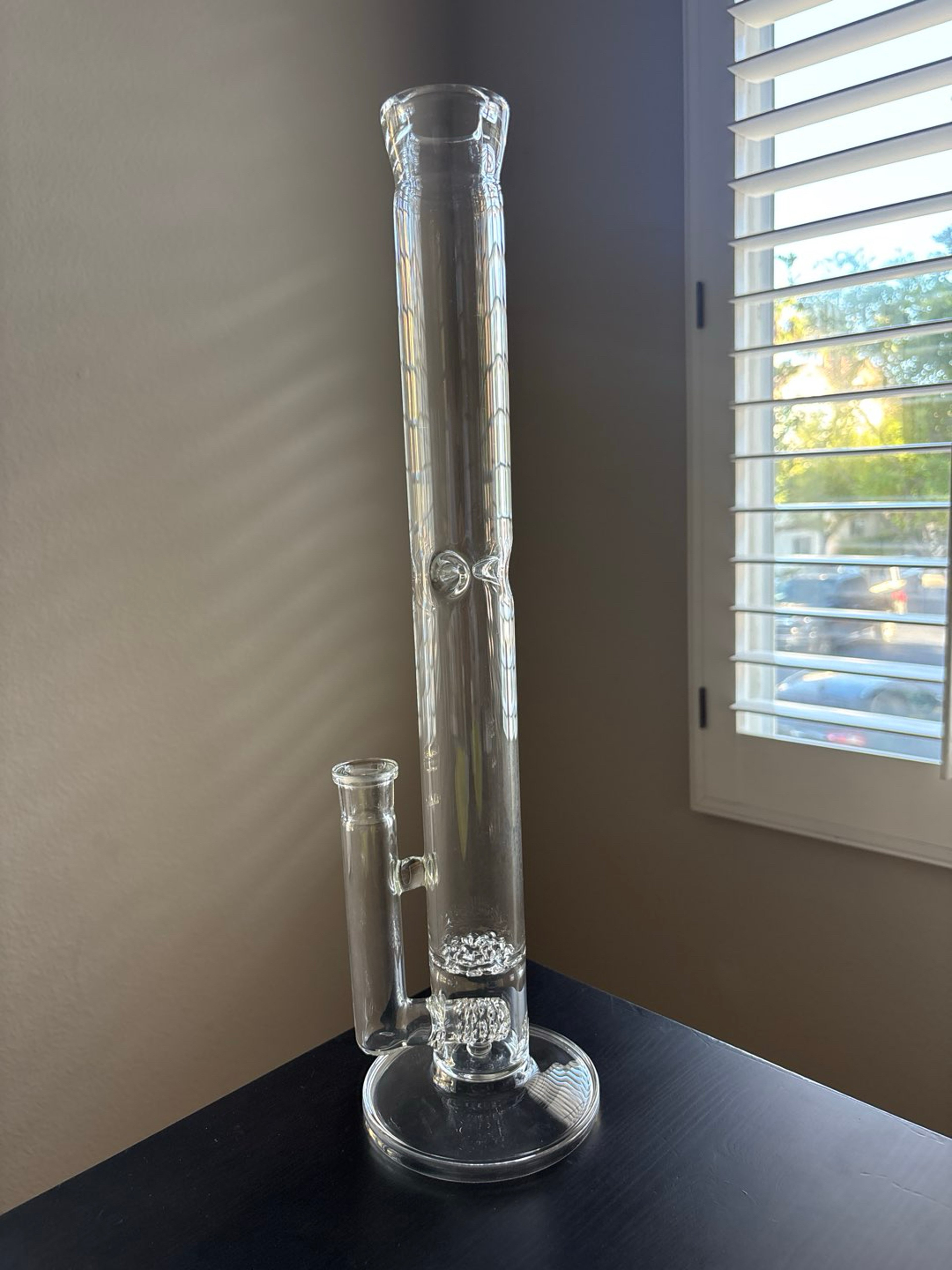 Fluid glass 20” straight tube image 0