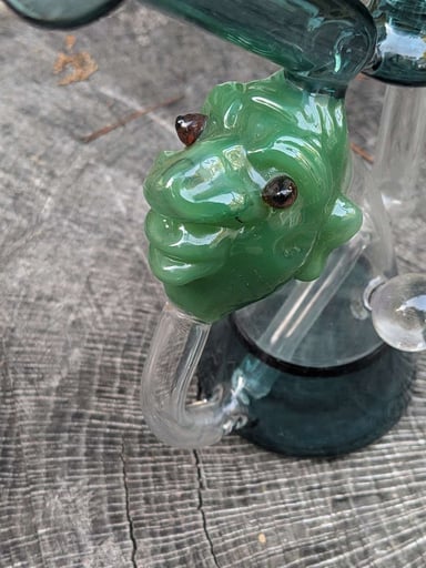 Preview pic of Hand Blown Green Man Rig, Ships Free!!!