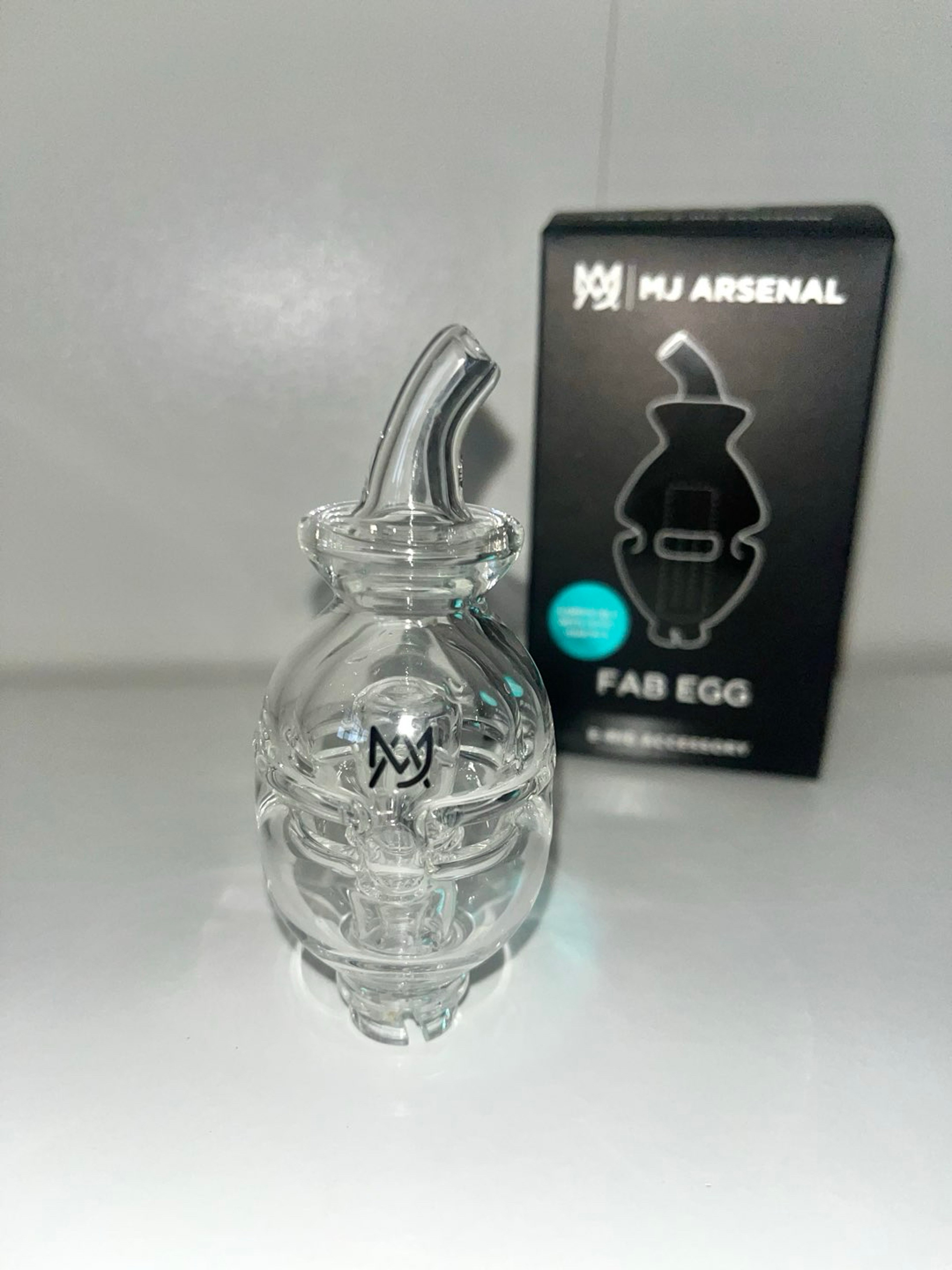 Preview pic of Fab Egg Pivot Bubbler Mj Arsenal