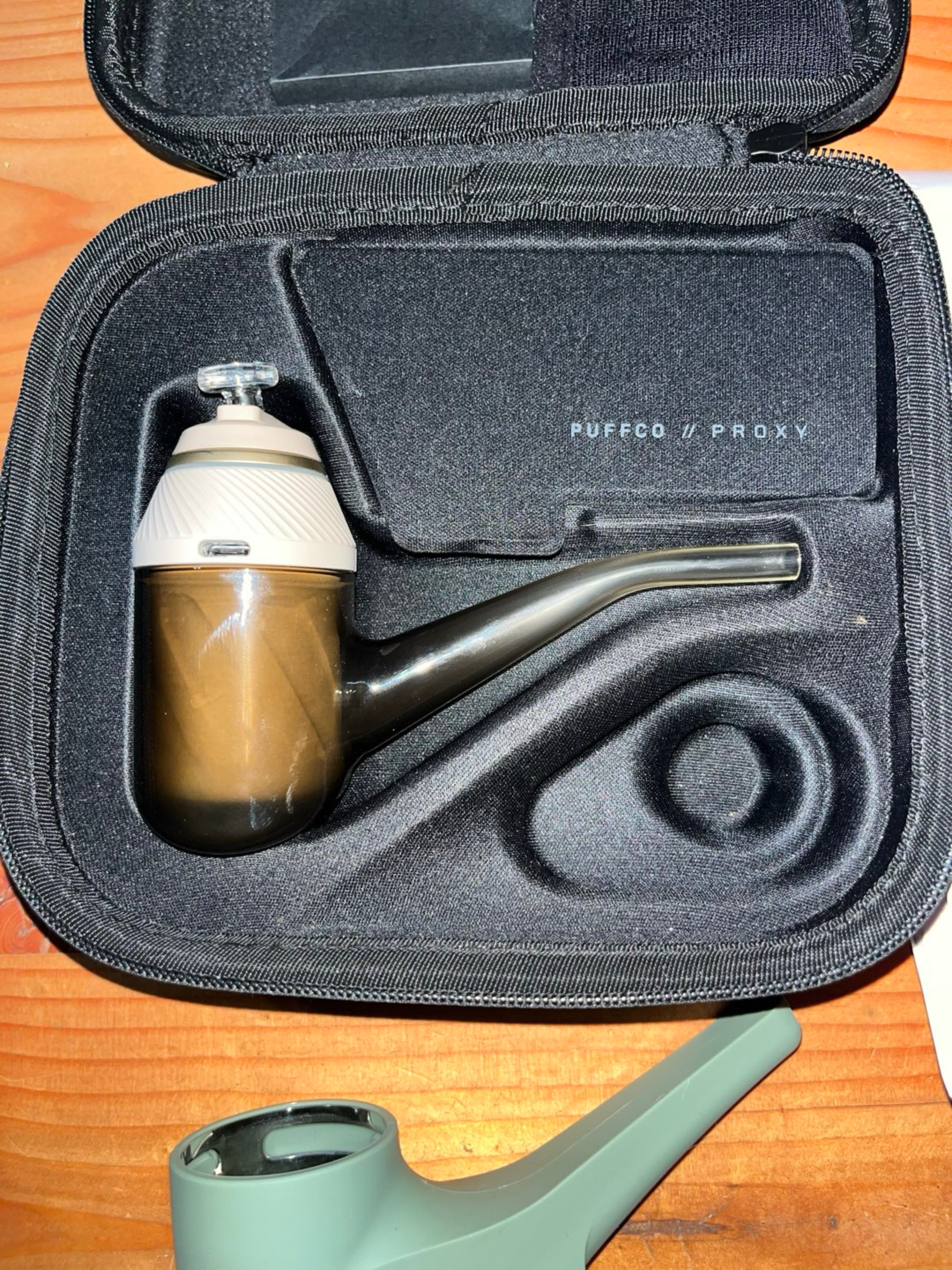 Desert Puffco Proxy with Ball Cap and Green Silicone Travel Pipe image 0
