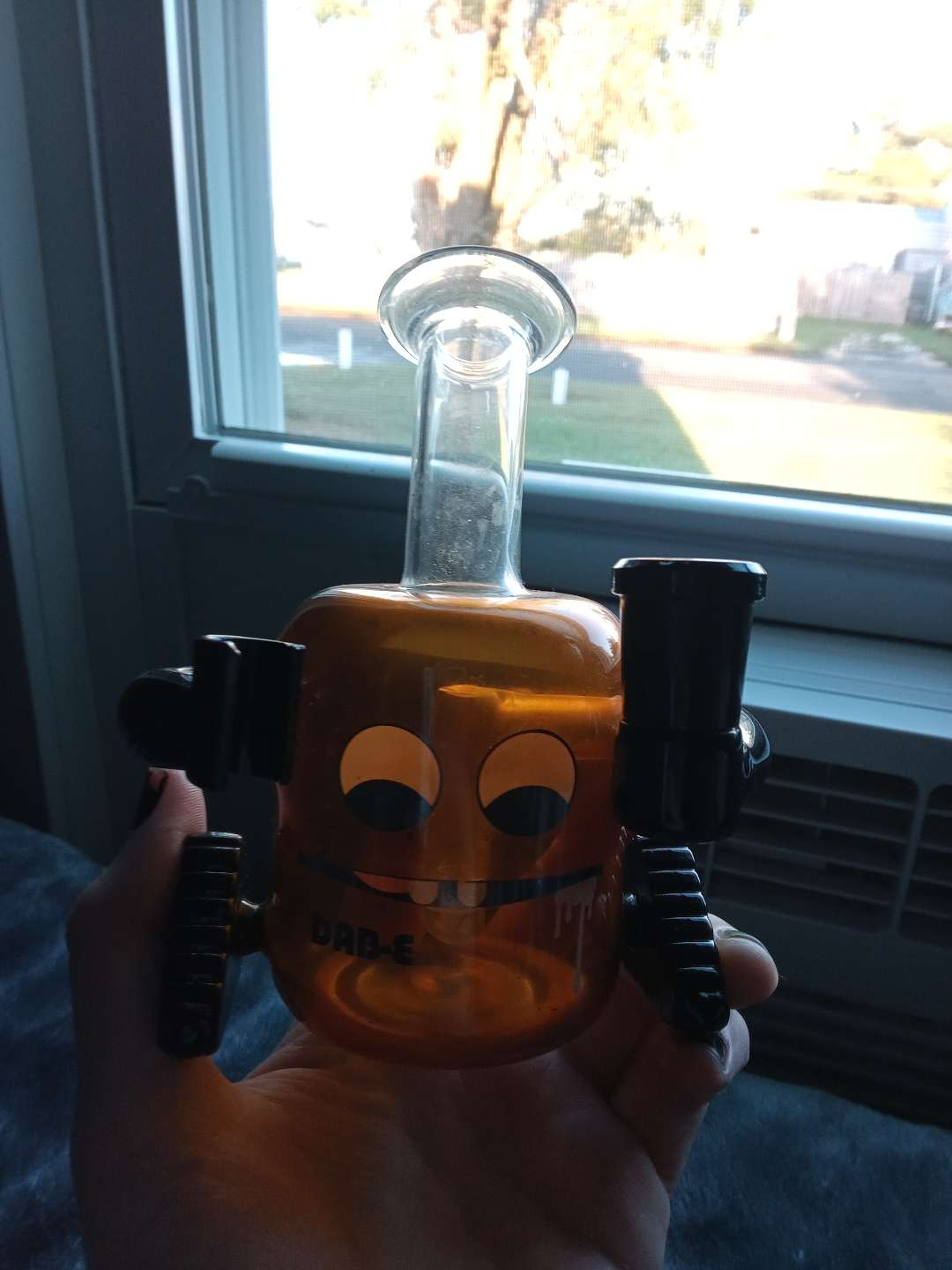 Preview pic of Dab-E bong
