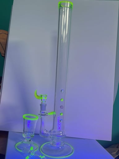 Preview pic of 22” UV illuminati set - tube, slide, nectar collector, cup (make offer)
