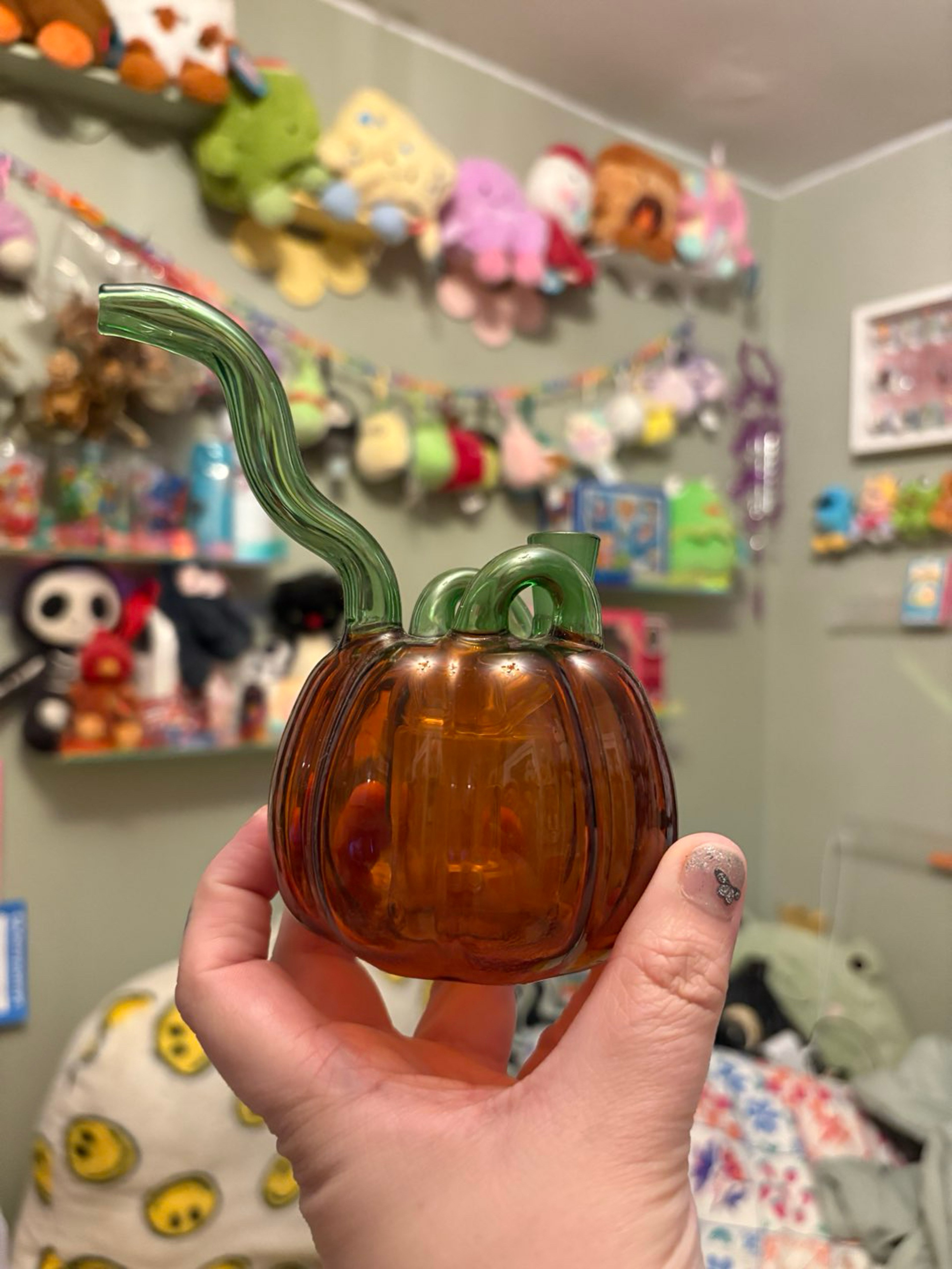 Preview pic of MJ Arsenal LE Pumpkin Bubbler