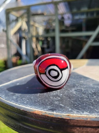 Preview pic of Pokeball disc flip