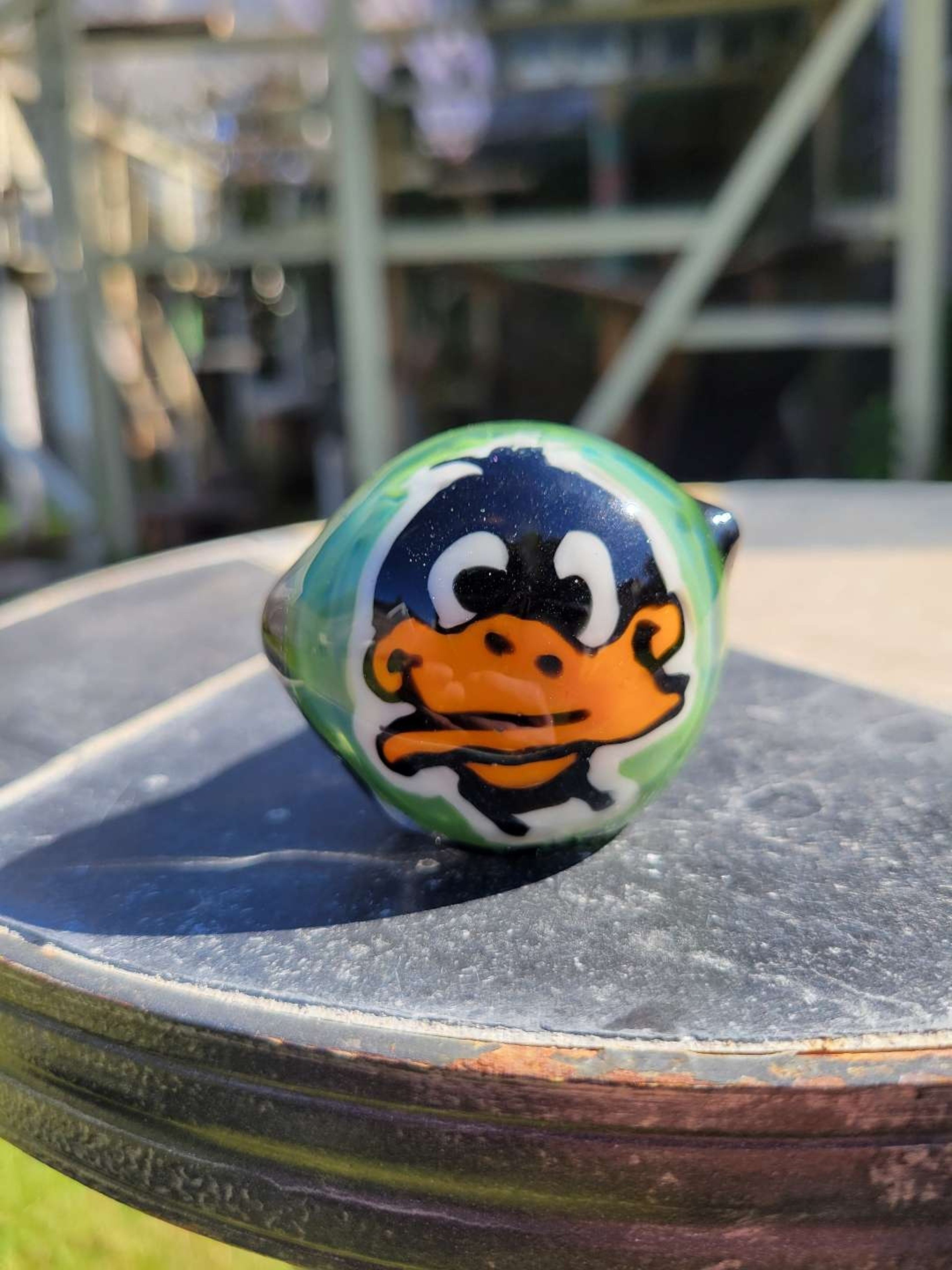 Daffy duck disc flip image 0