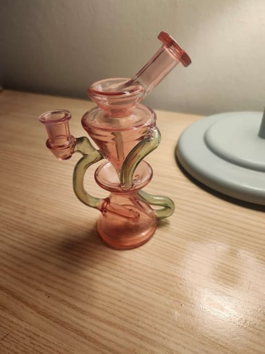Preview pic of Captn Cronic Mini Recycler