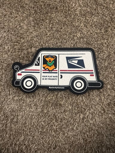 Preview pic of V1 priority flat rate usps mat