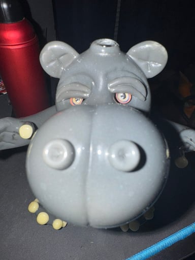 Preview pic of Domino glass hippo 14mm