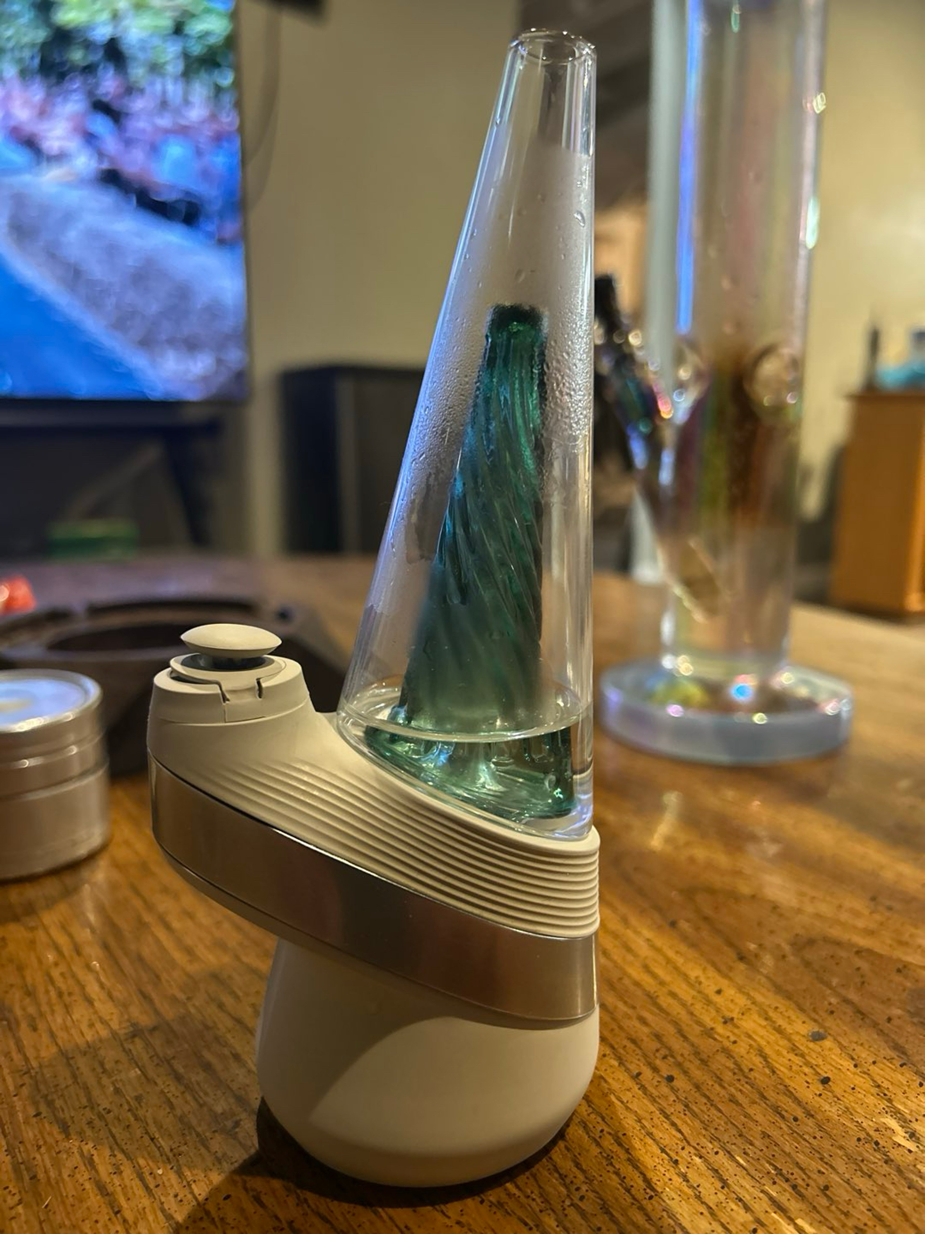Preview pic of Puffco Peak V2