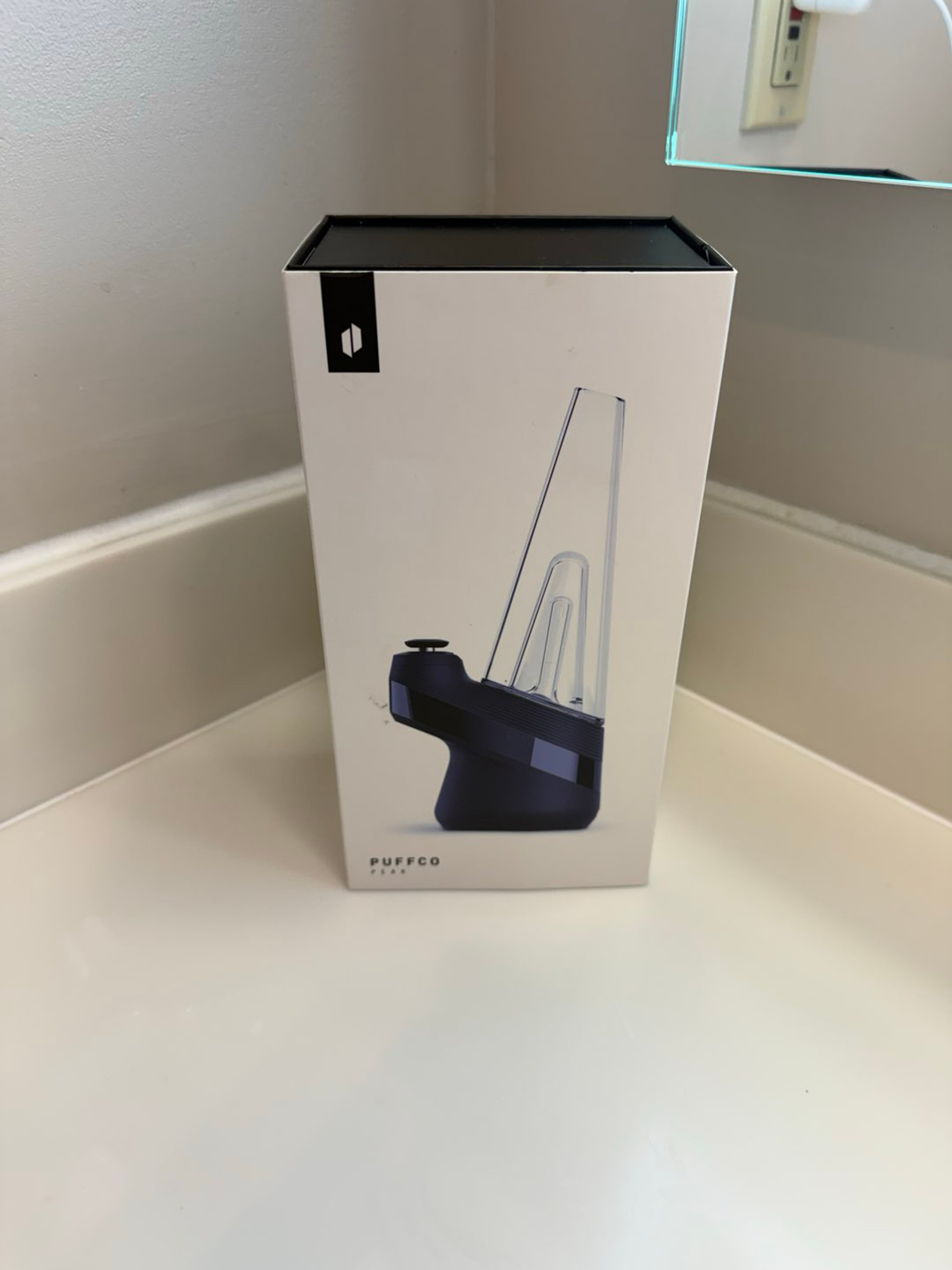 Barely Used Puffco Peak image 0