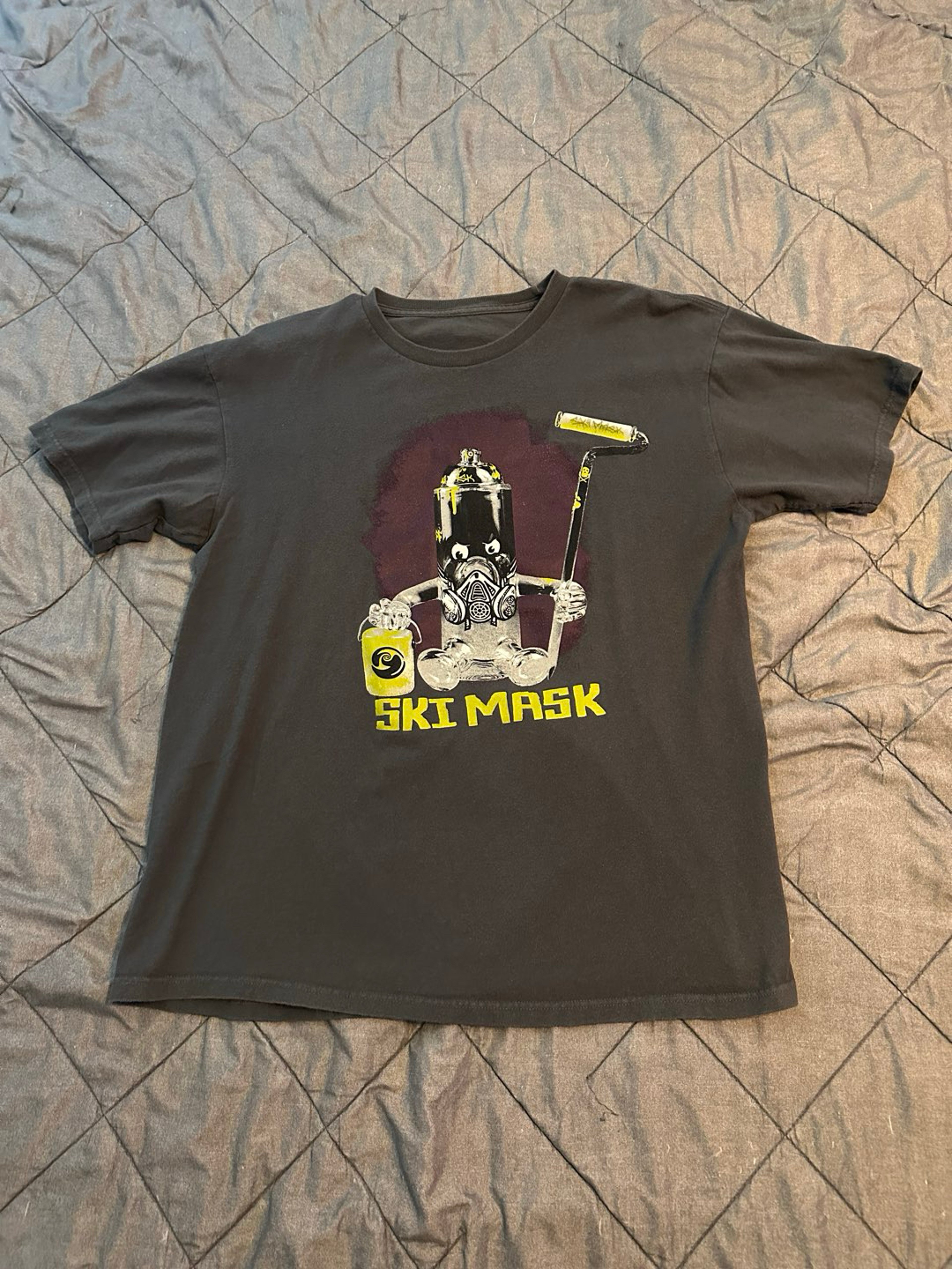 Preview pic of Ski Mask Glass LARGE shirt