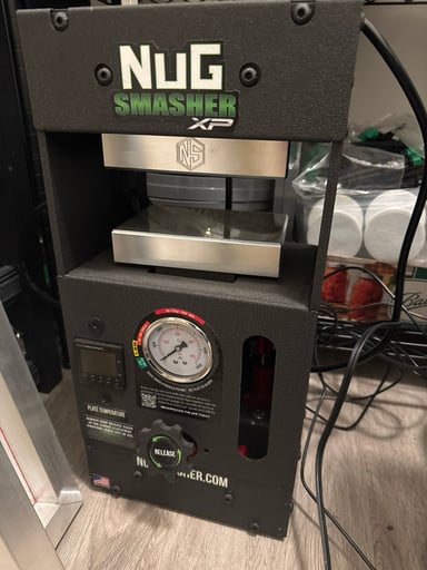 Preview pic of NugSmasher xp 12 ton press