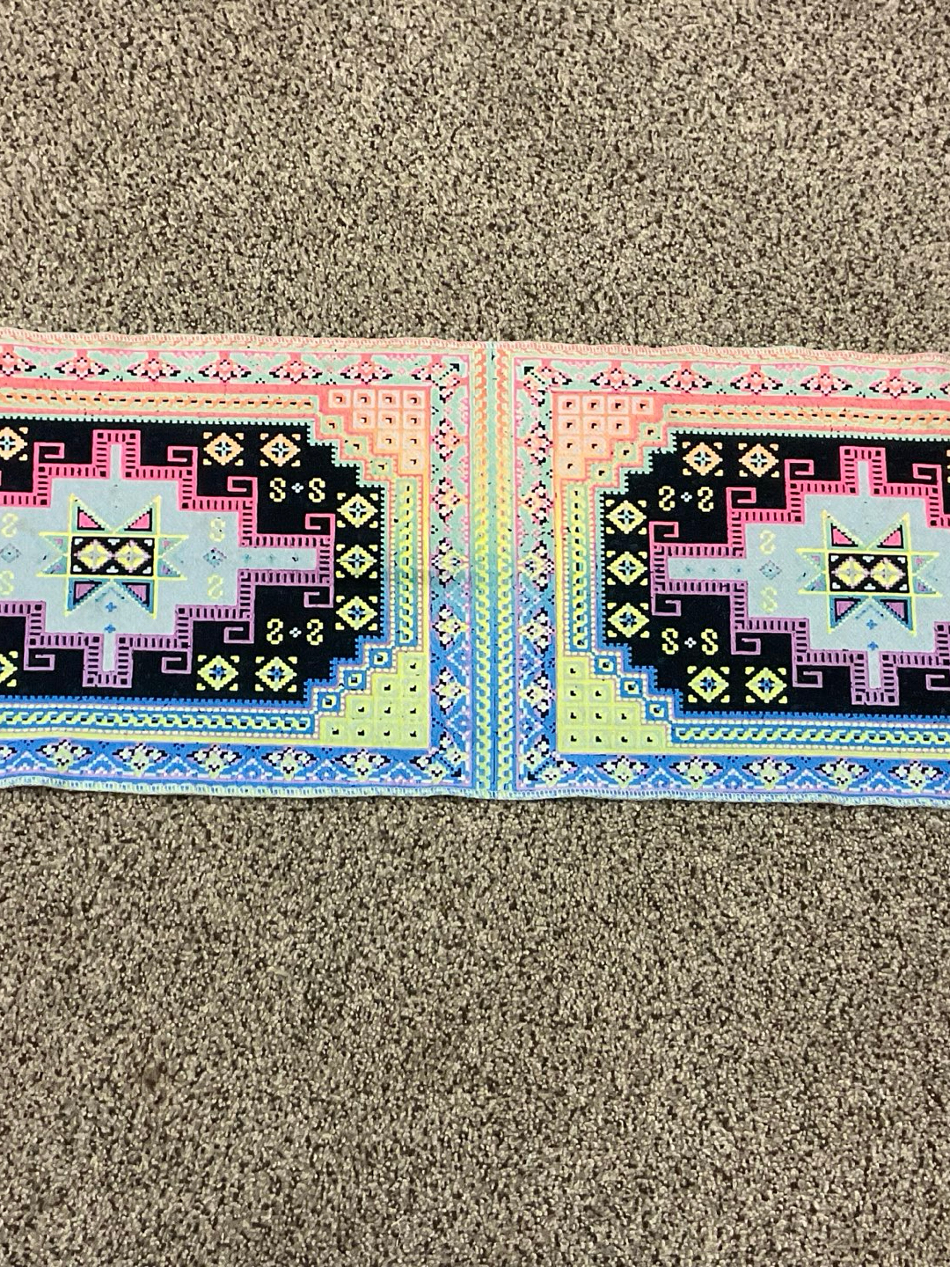 Preview pic of MoodMats dab towel
