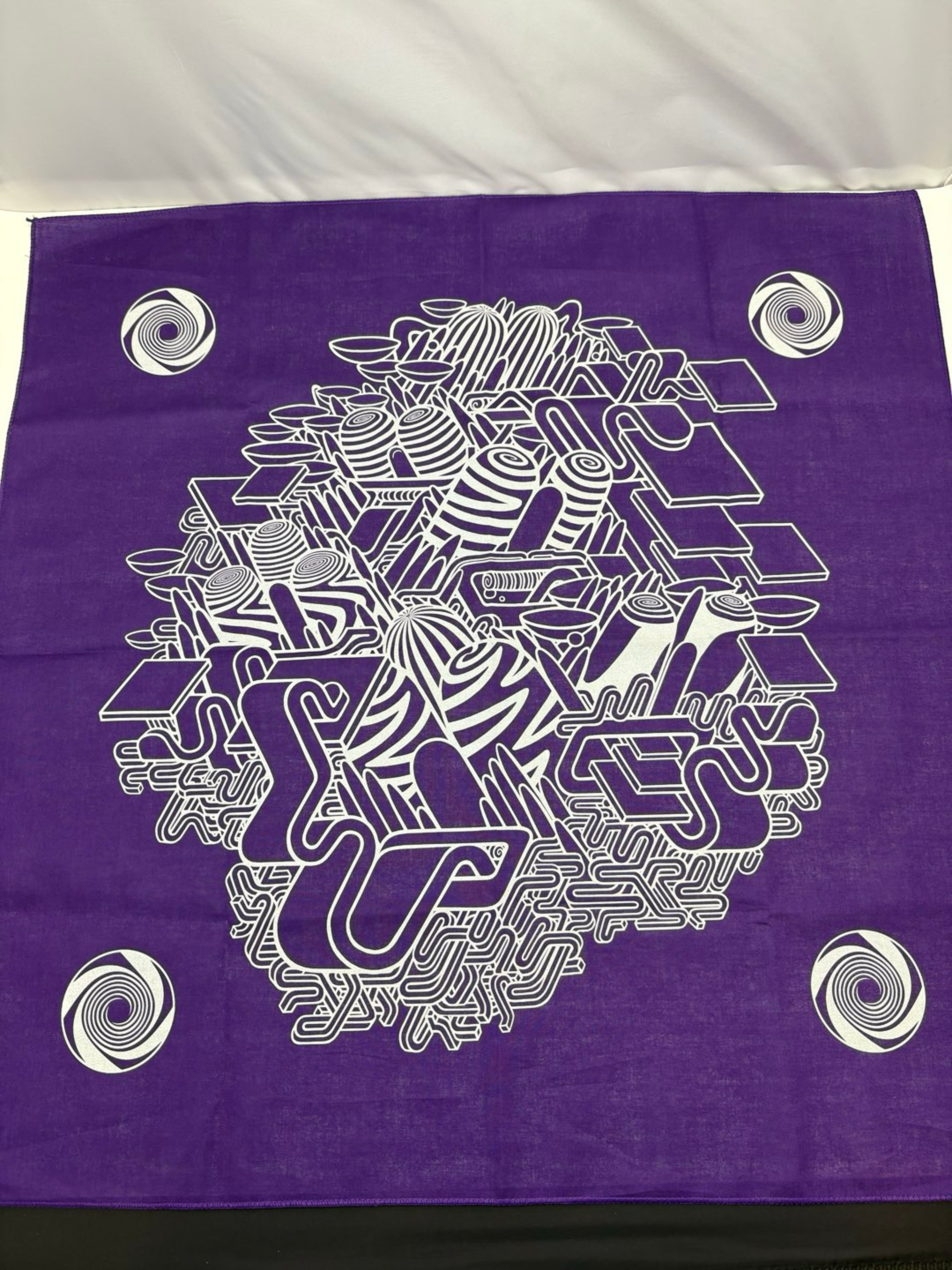 Gong purple bandana image 0