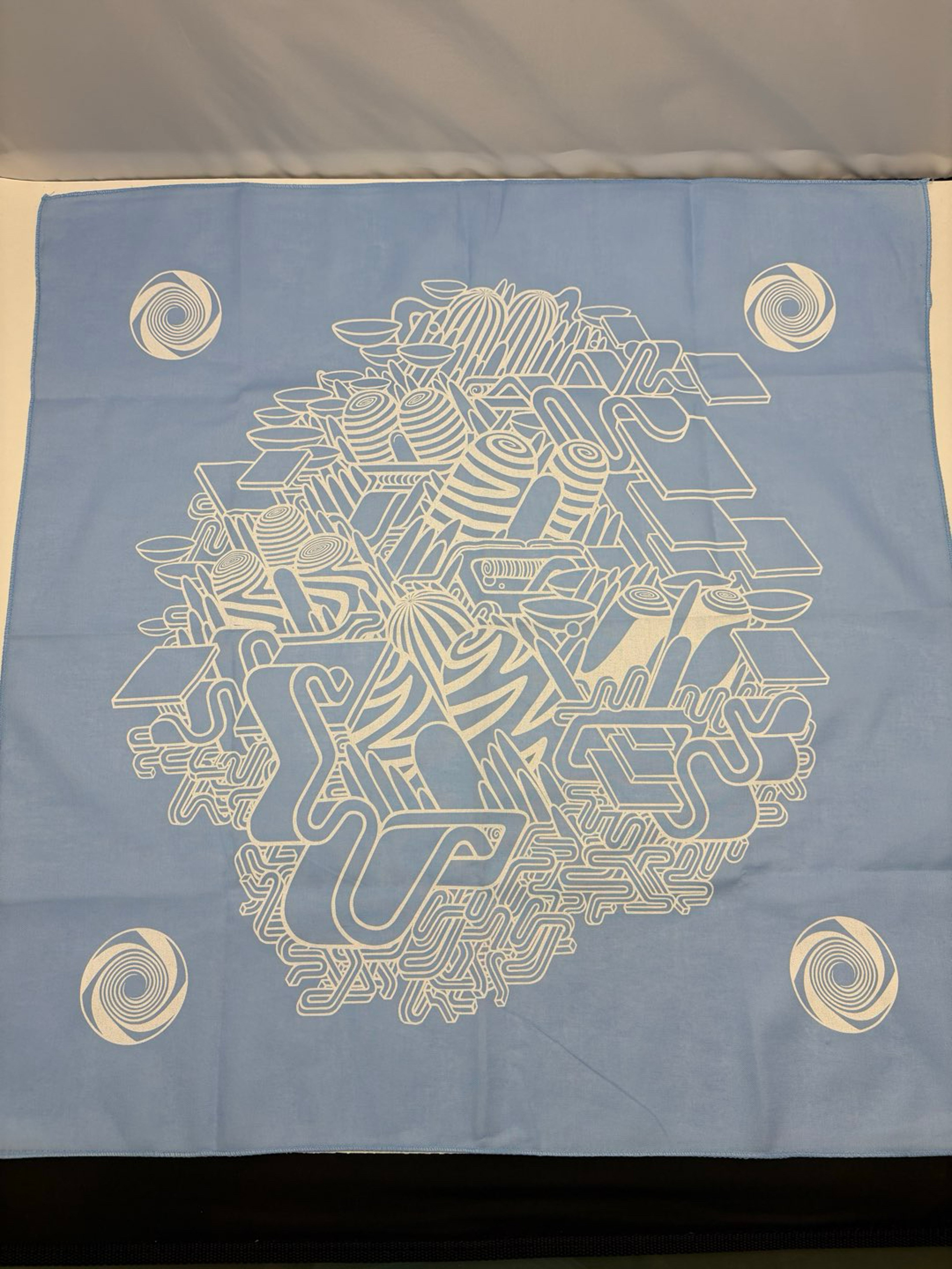 Gong light blue bandana image 0