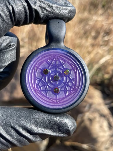 Preview pic of Carved Glass Pendant with Opals