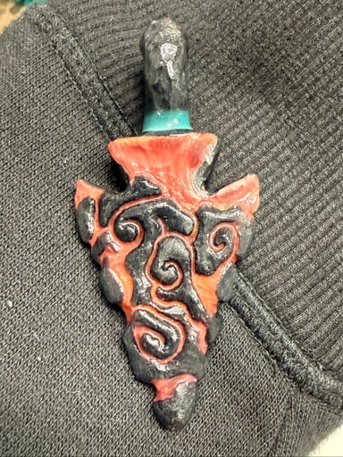 Preview pic of Rye x Elks That Run arrowhead pendant