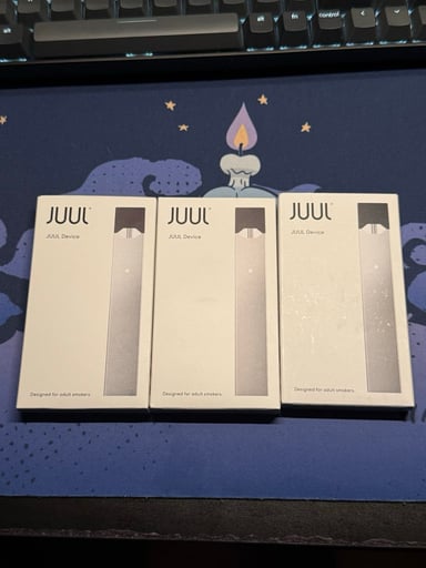 Preview pic of 1 juul battery