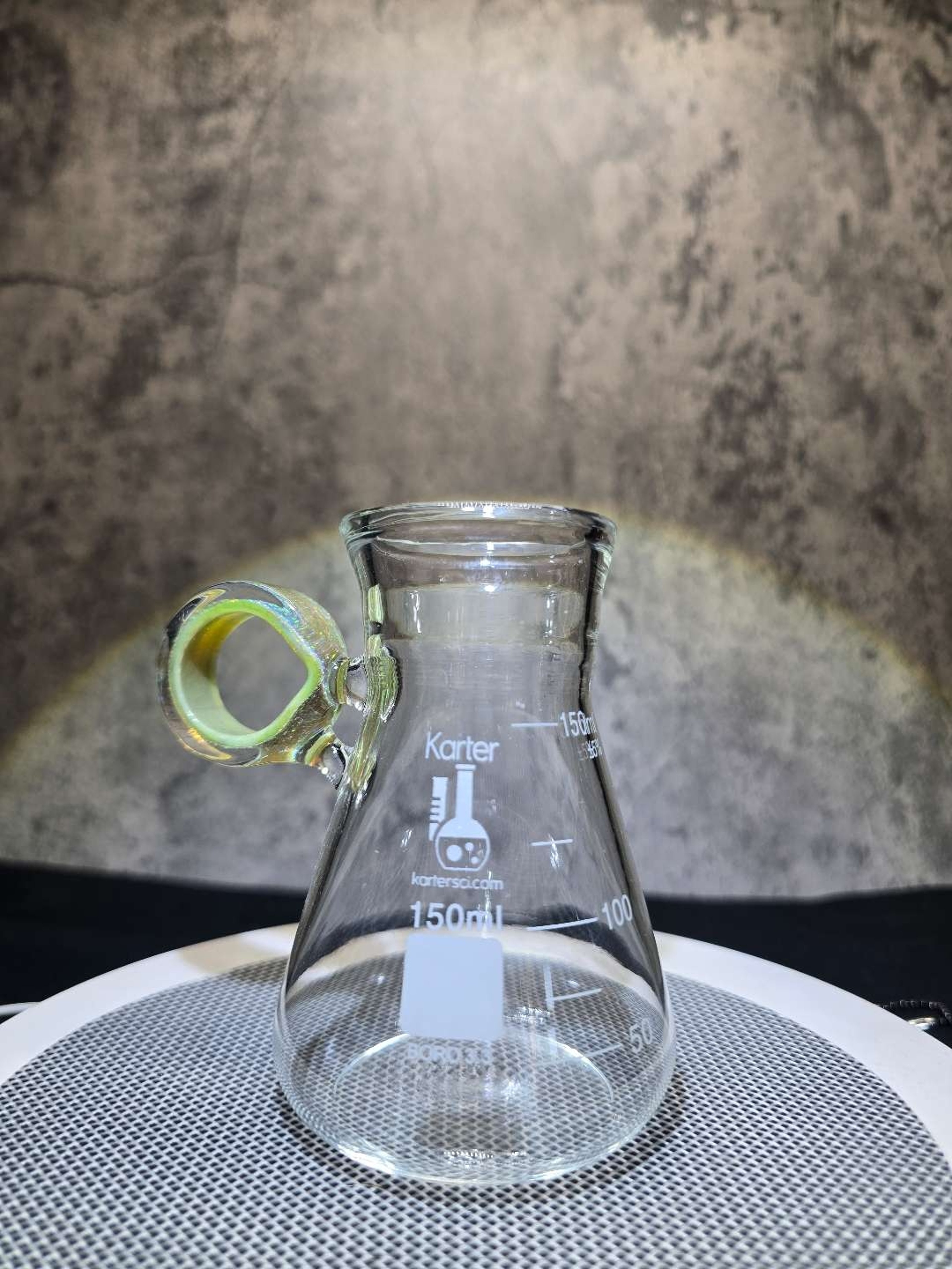 Preview pic of Scientific style cup with ring loop