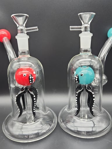 Preview pic of 7.5" UPRIGHT FRIENDLY SQUID BUBBLER