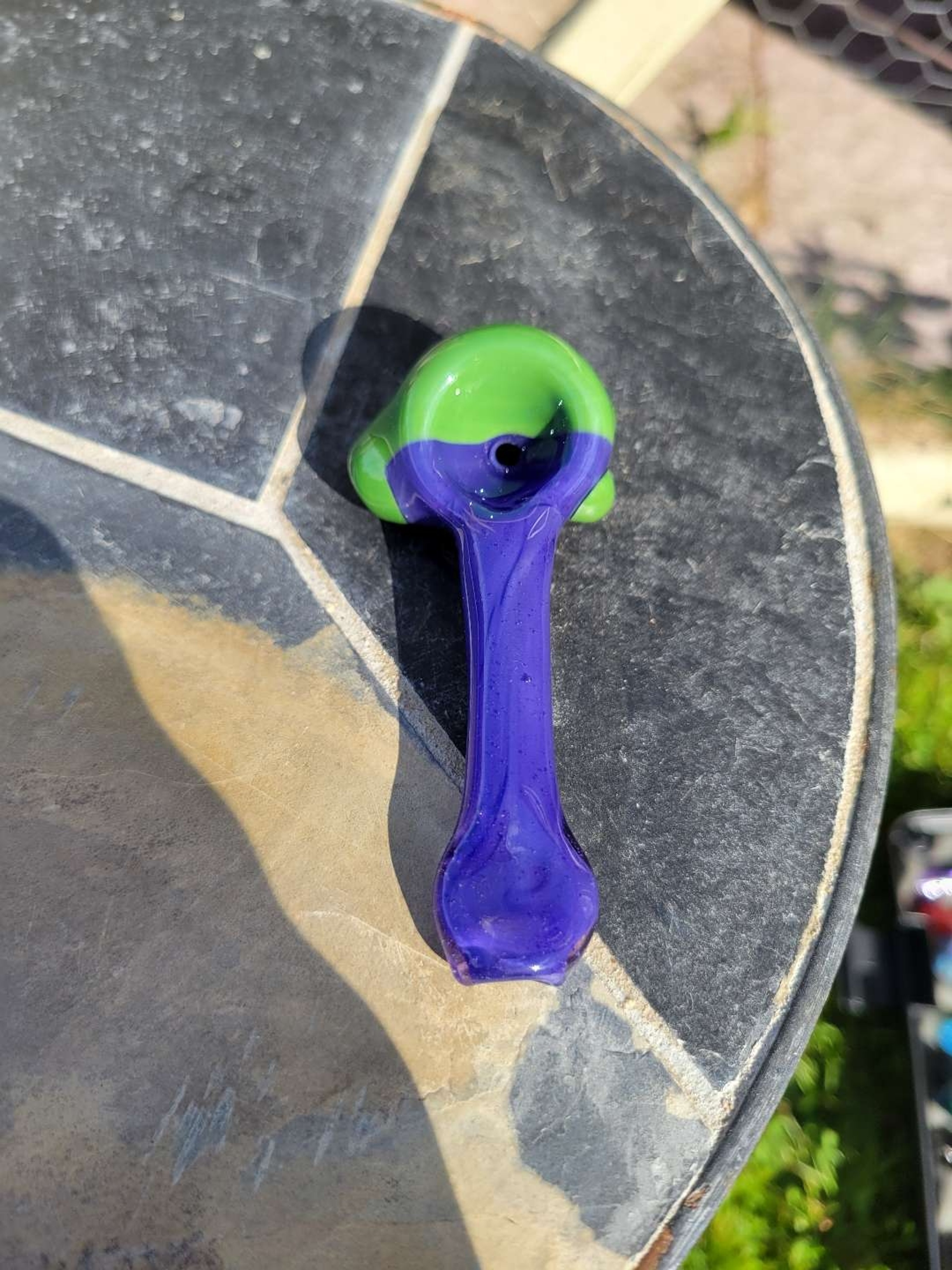 Purple urple spoon with jade green cap image 0