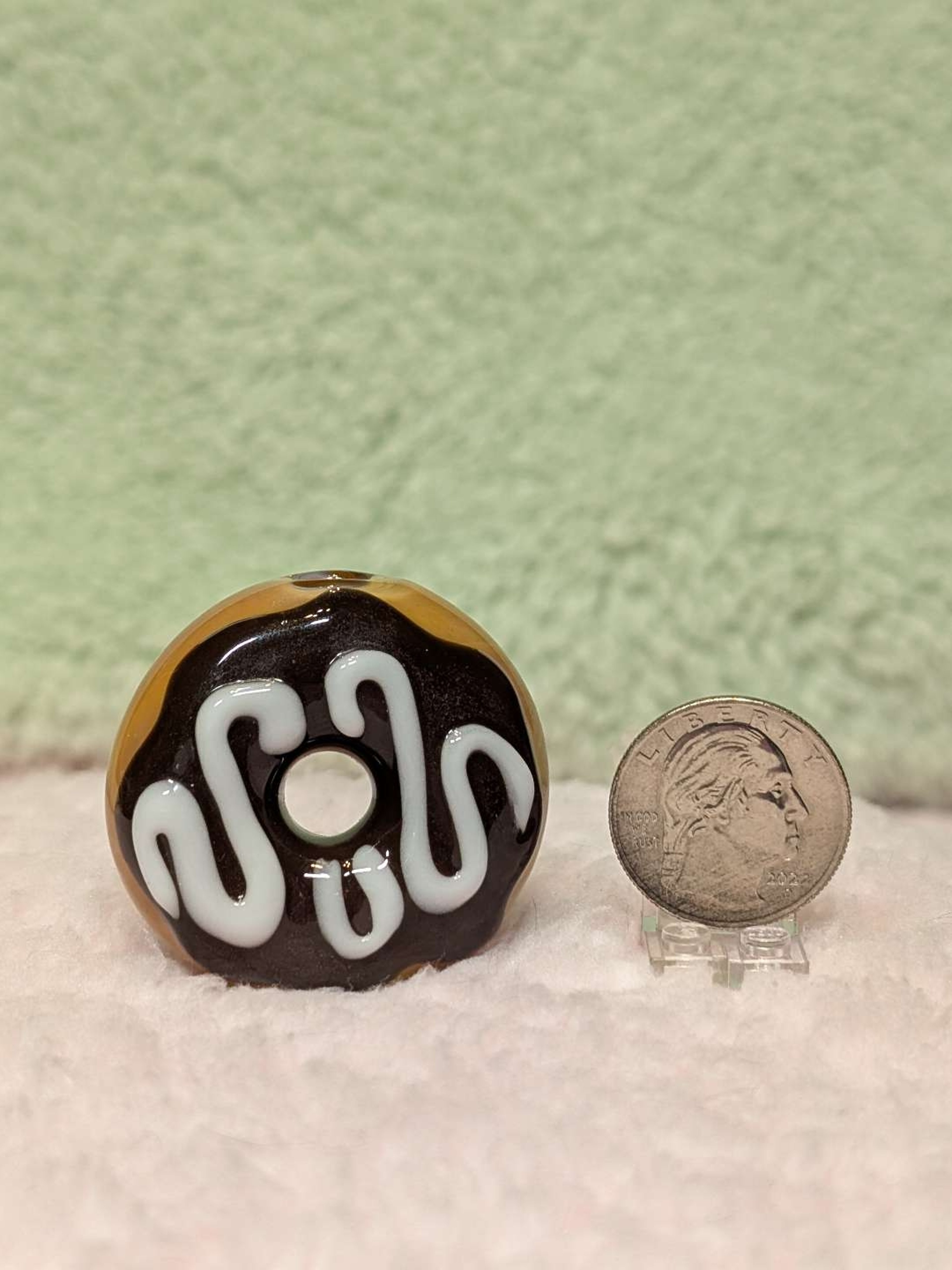 Preview pic of KGB Glass pendant
