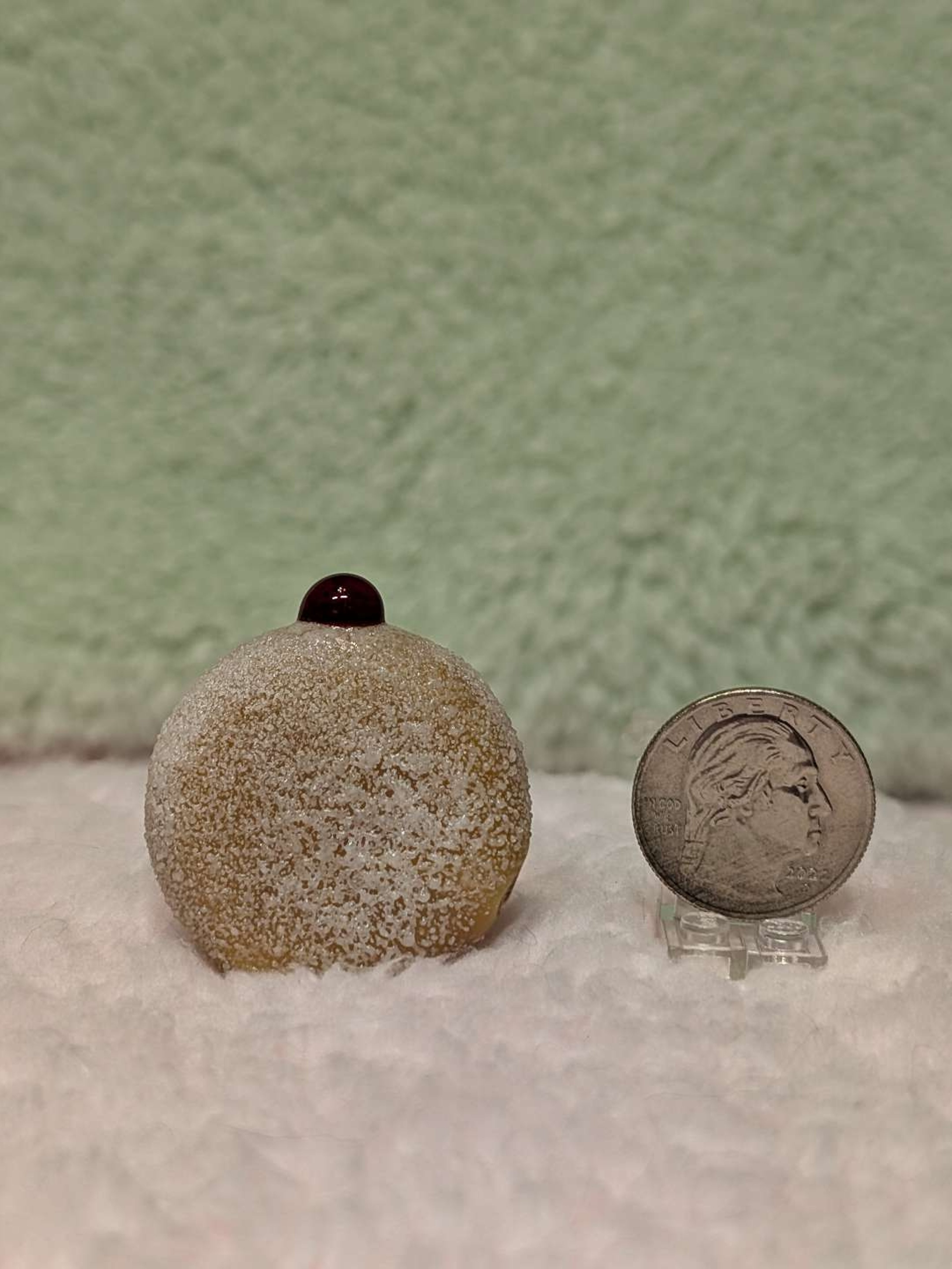 Preview pic of KGB Glass powdered (slightly larger)