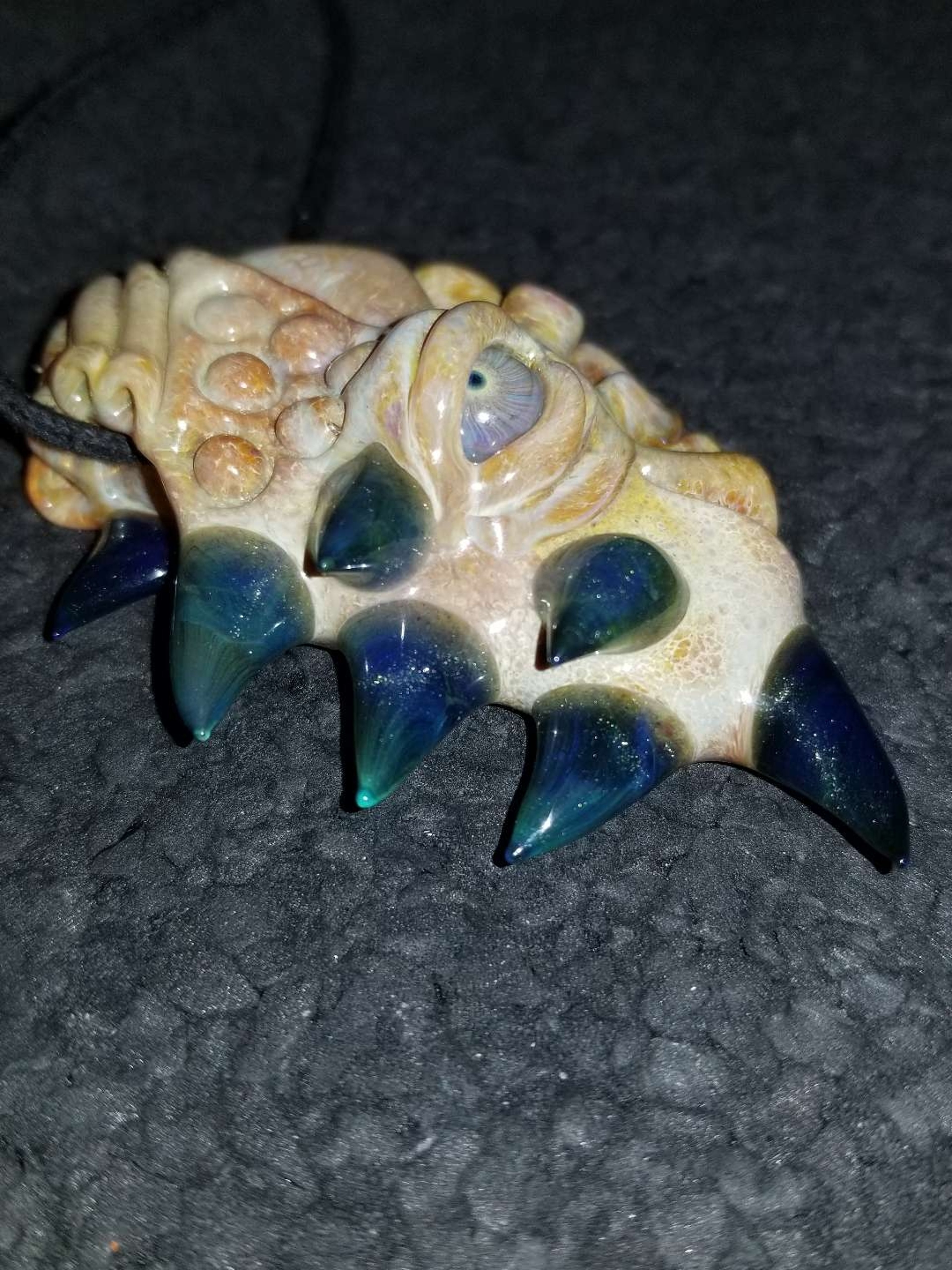 Preview pic of Salt pendant 06-2018, Mint Condition