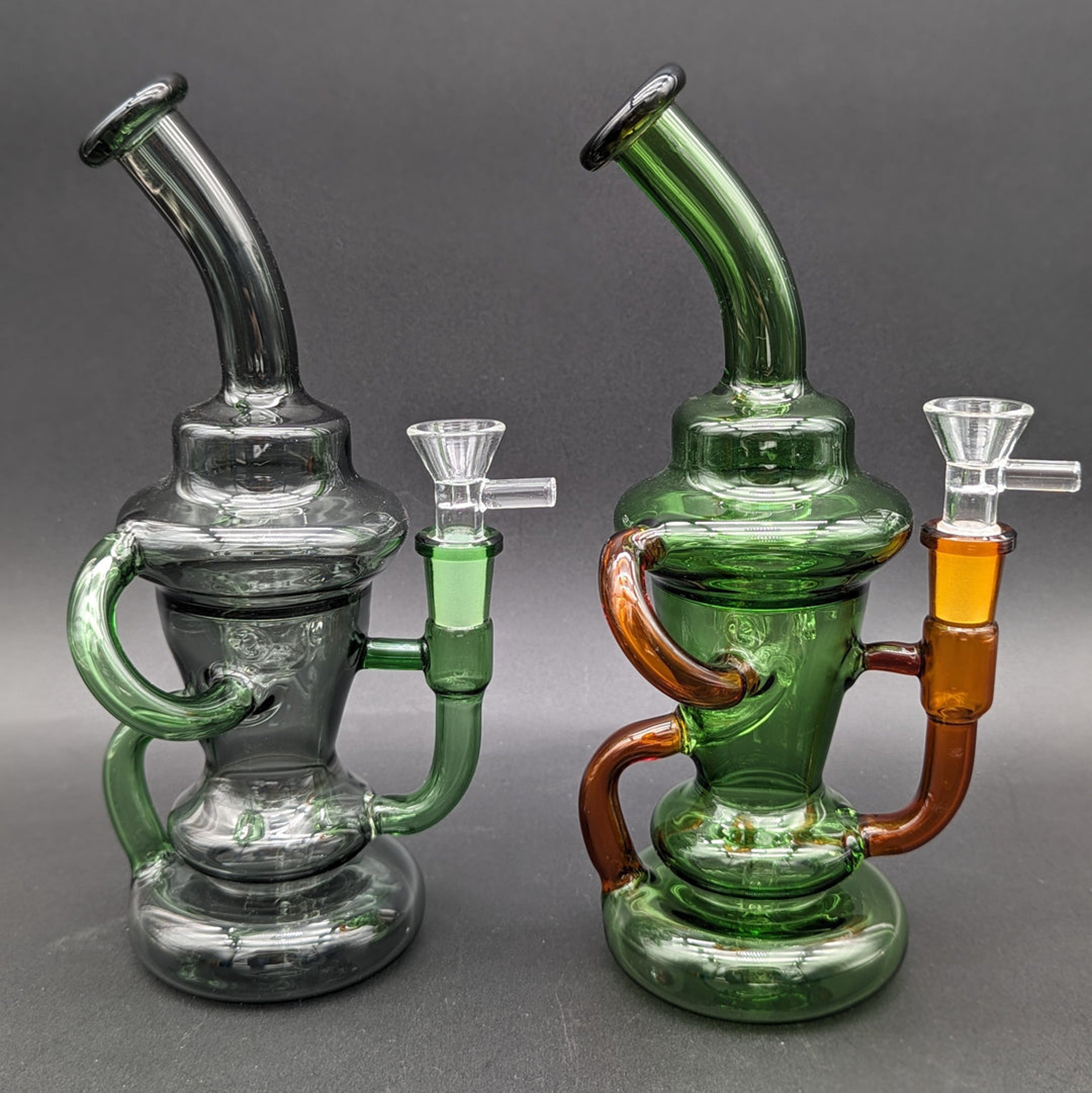 Preview pic of 9" FULL COLOR KLEIN RECYCLER BONG