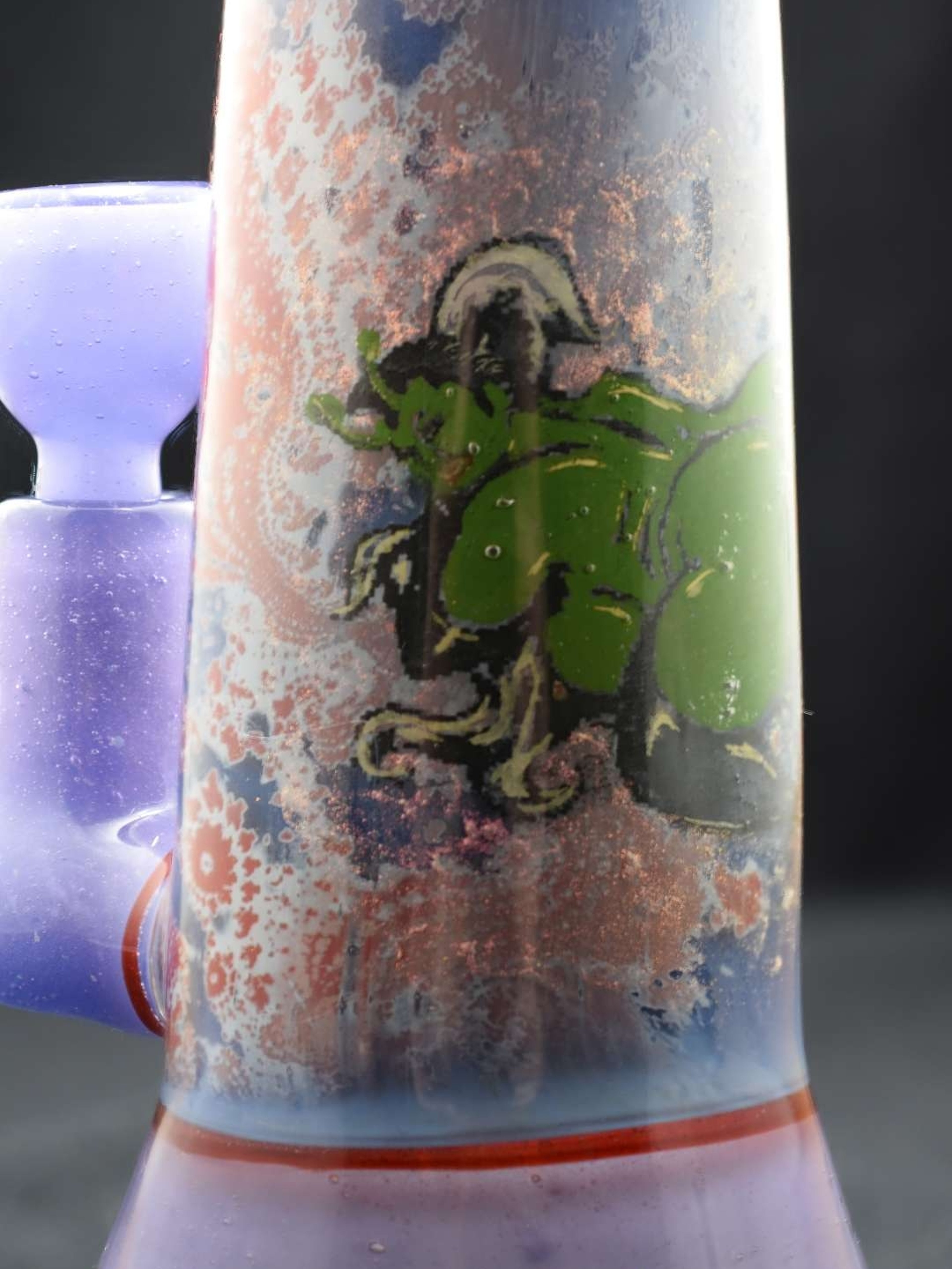 Preview pic of Berzerker Big Booty Alien 10mm Rig