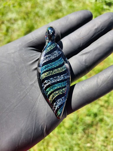 Preview pic of Joker Glass Dichro Leaf Pendant