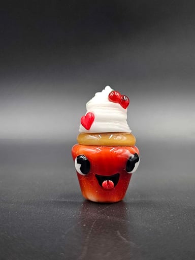 Preview pic of Fickle Glass Cupcake Pendy
