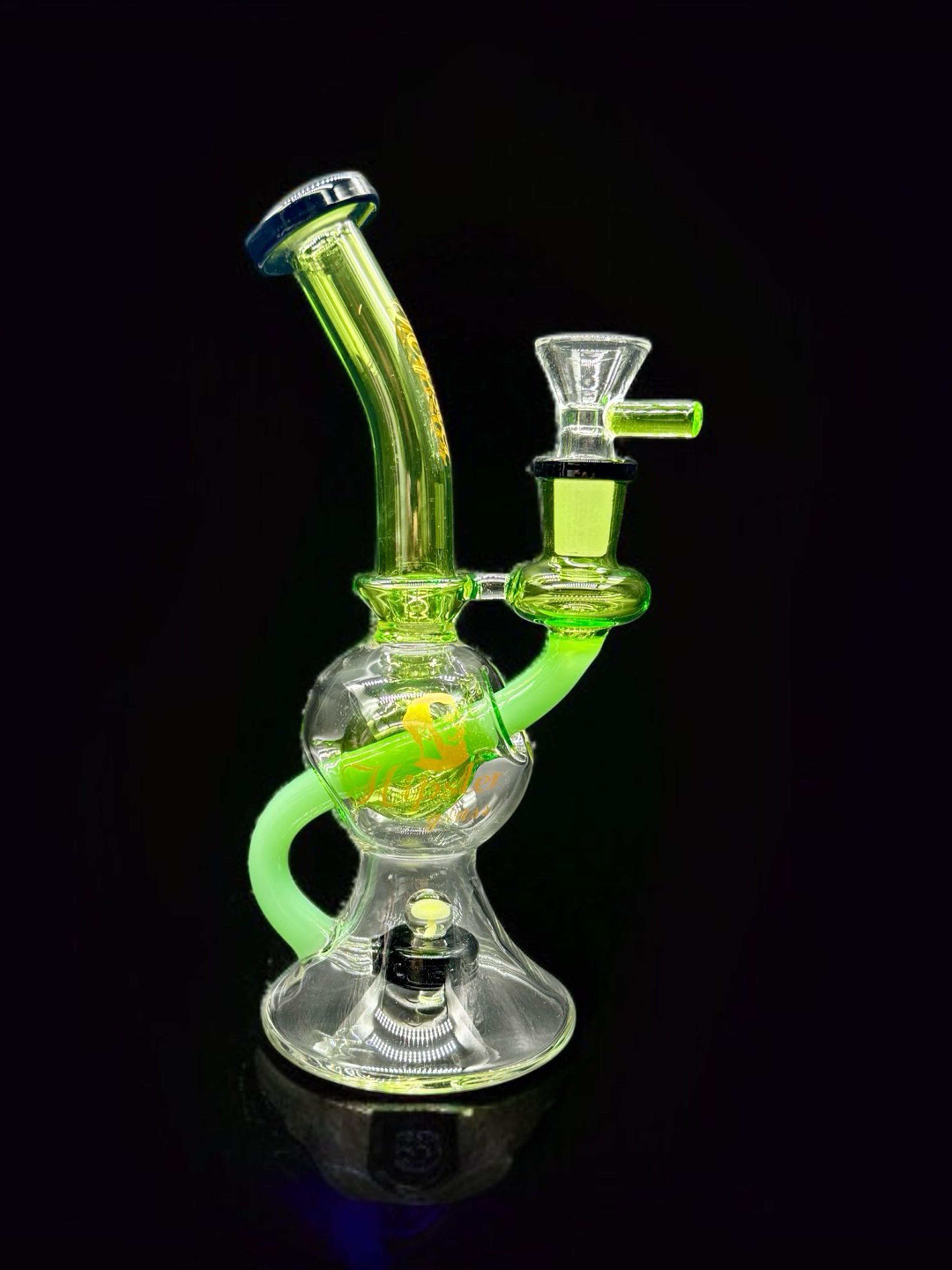 Preview pic of 7.5” Hipster Green & Black Borosilicate Glass Bong – 14mm Bowl Water Pipe