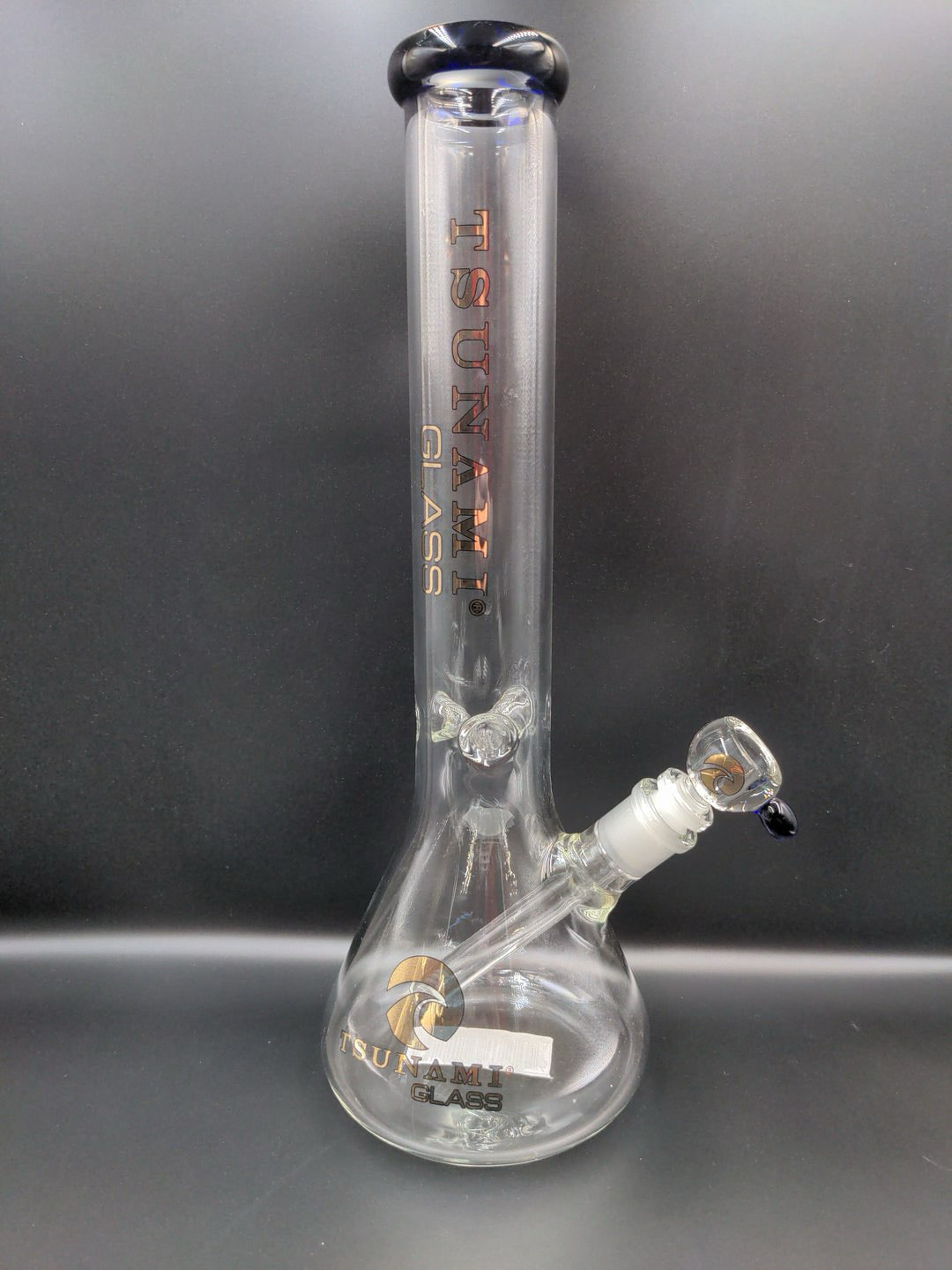 Preview pic of 15" TSUNAMI BEAKER BASE ICE CATCHER