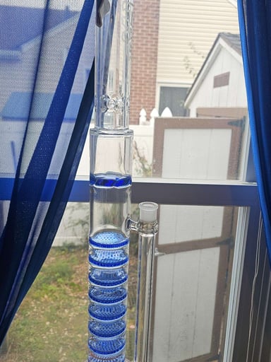 Preview pic of Thick Ass Glass 28" Octuple Honeycomb straight pipe