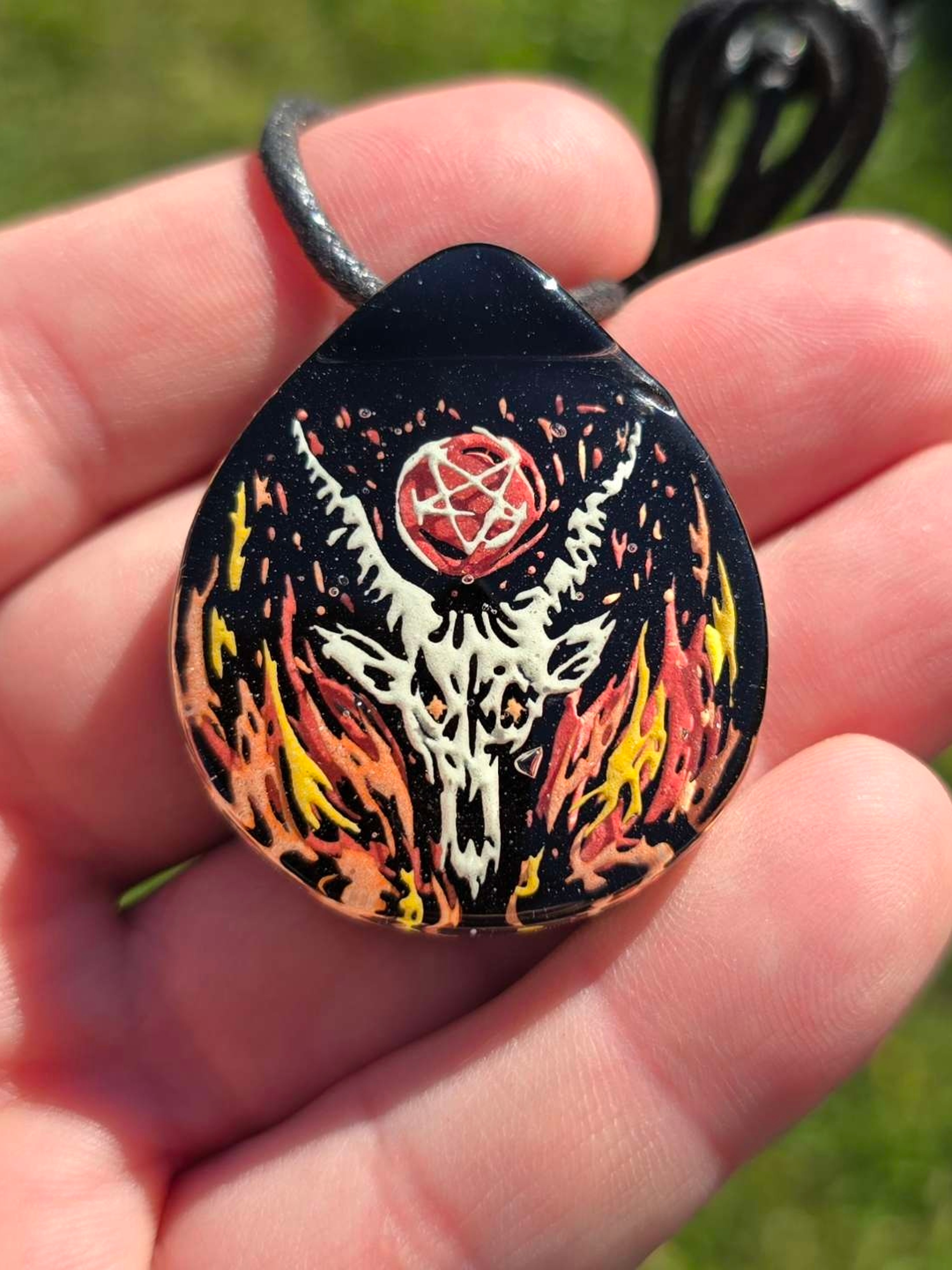 Preview pic of Baphomet Seconds Layered Glow UV Pendant