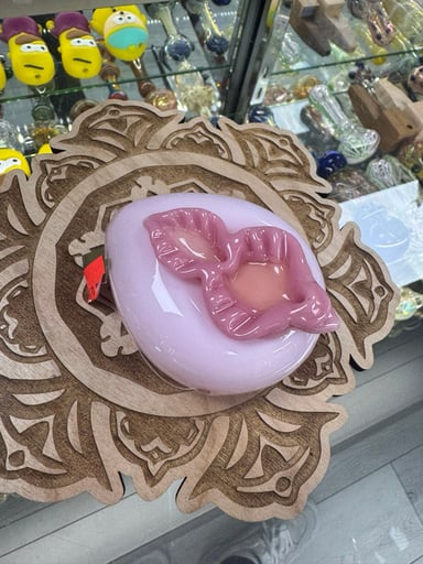 Preview pic of Empire glass work pink p