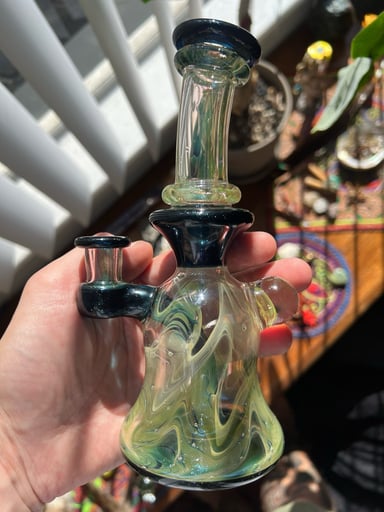 Preview pic of Jaysonwglass fumed floor perc rig