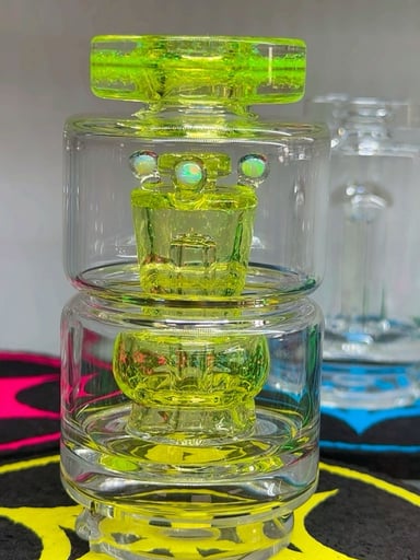 Preview pic of Spiders Glass Puffco Top